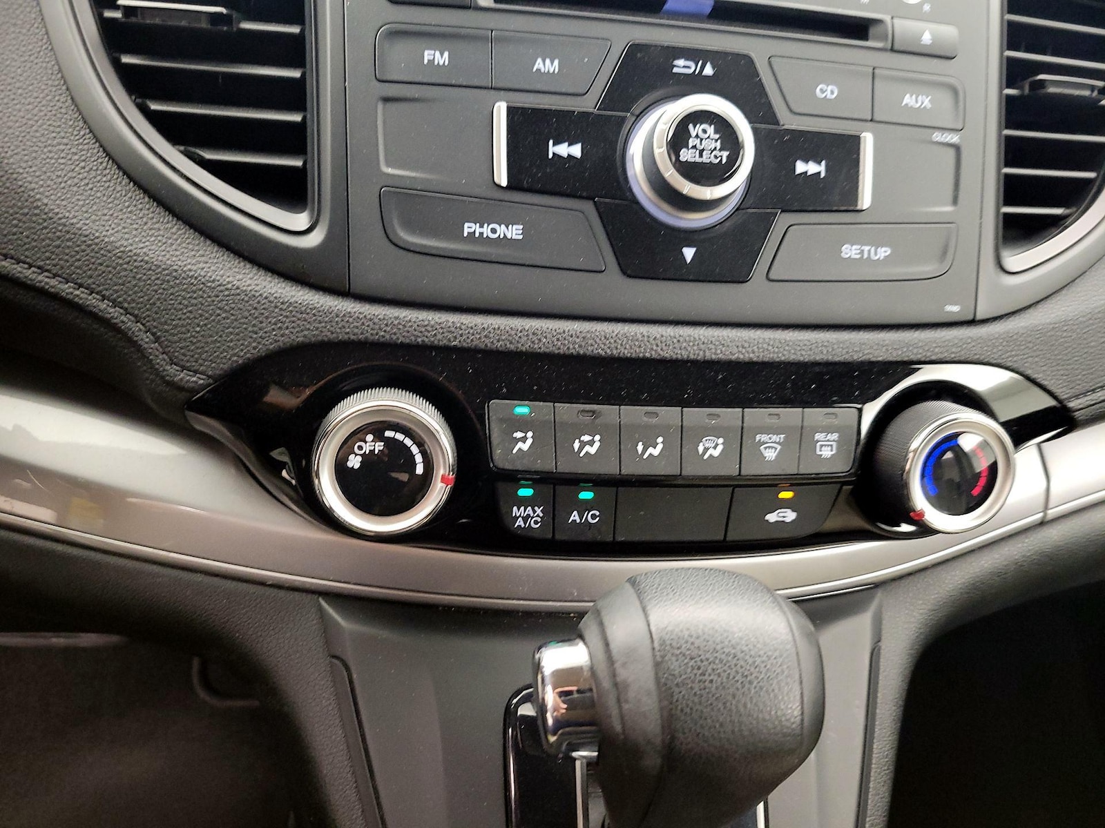 2015 Honda CR-V LX - Photo 17