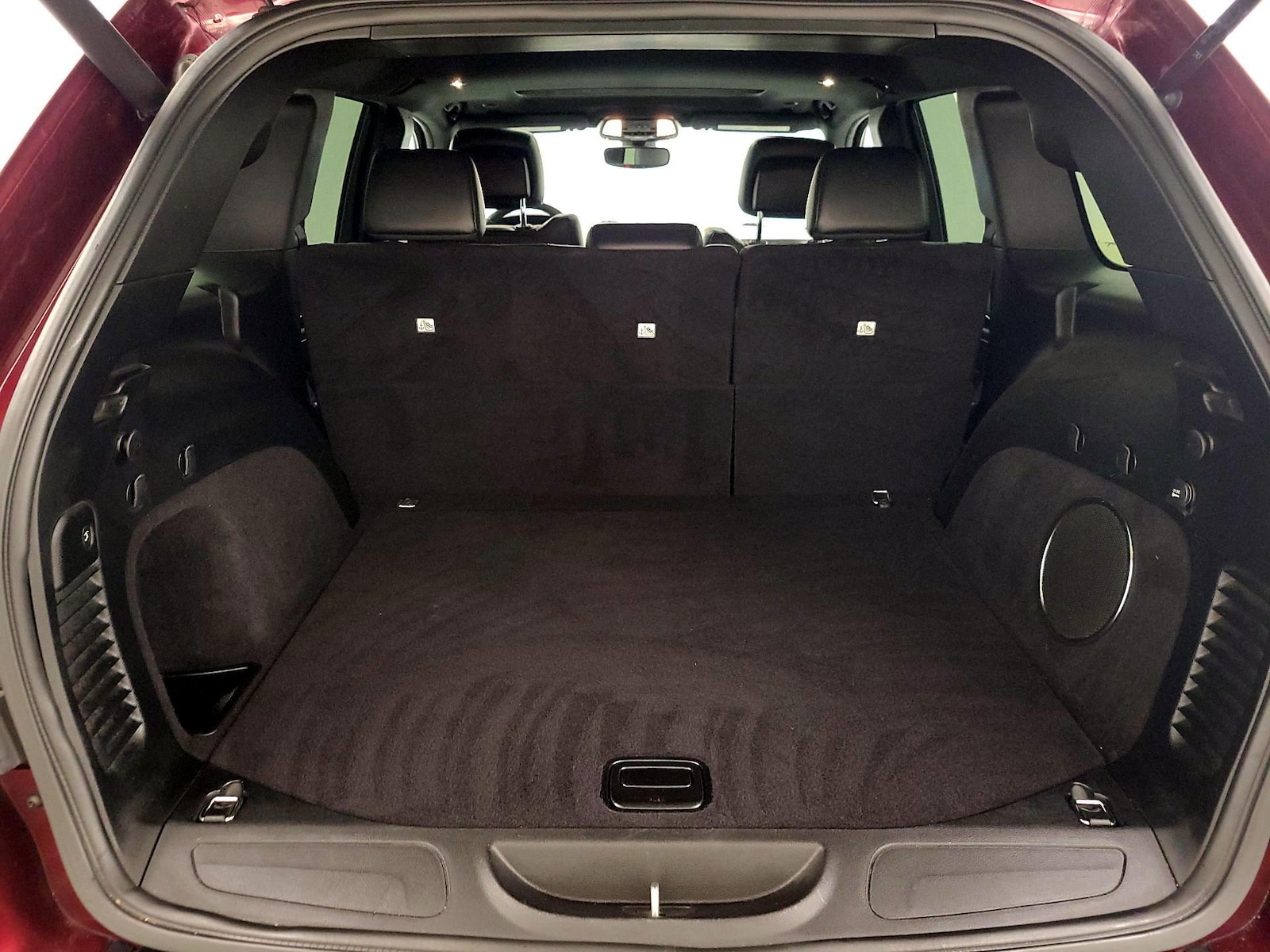 2018 Jeep Grand Cherokee Altitude - Photo 23