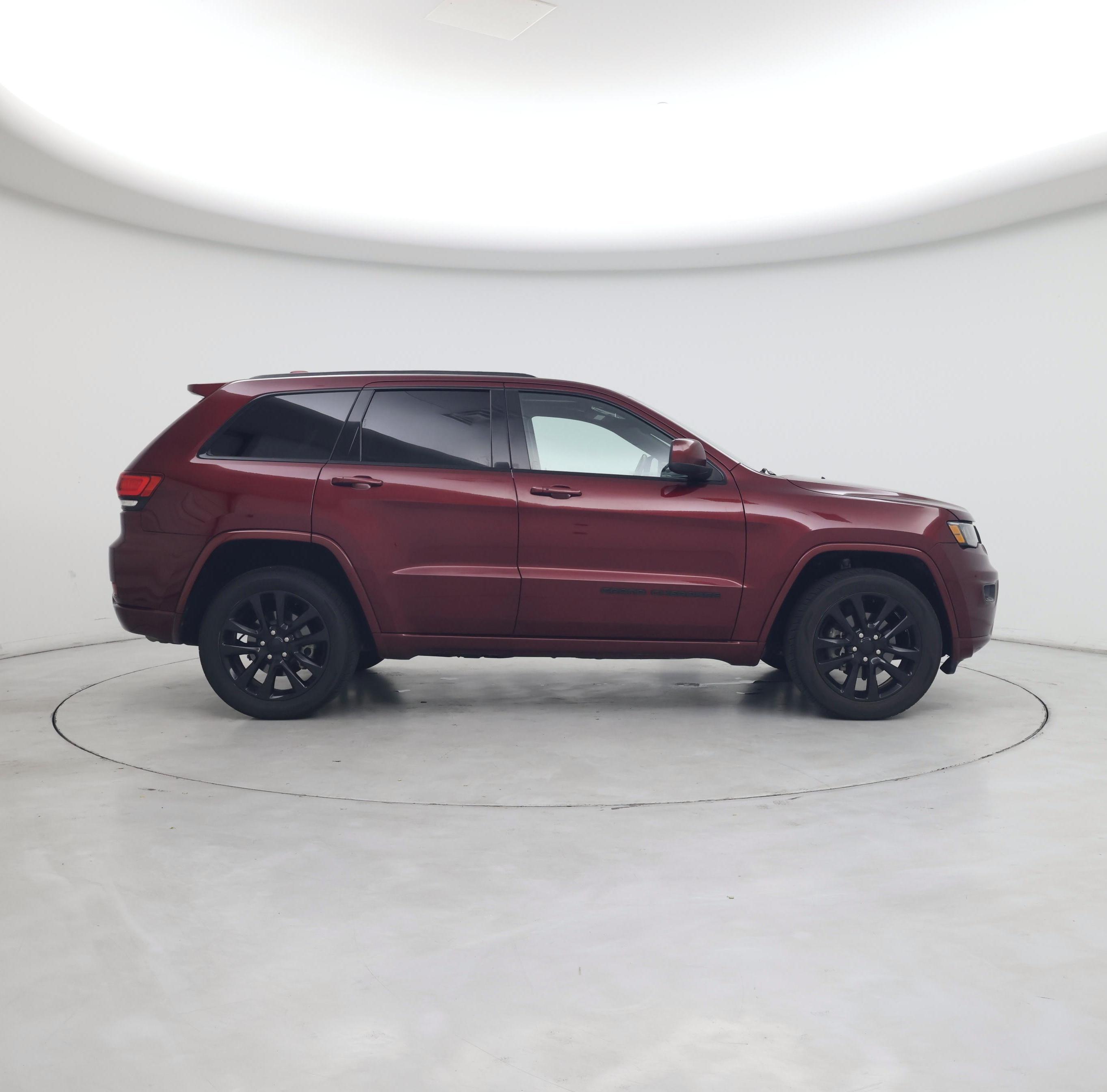 Thumbnail: 2018 Jeep Grand Cherokee - 7