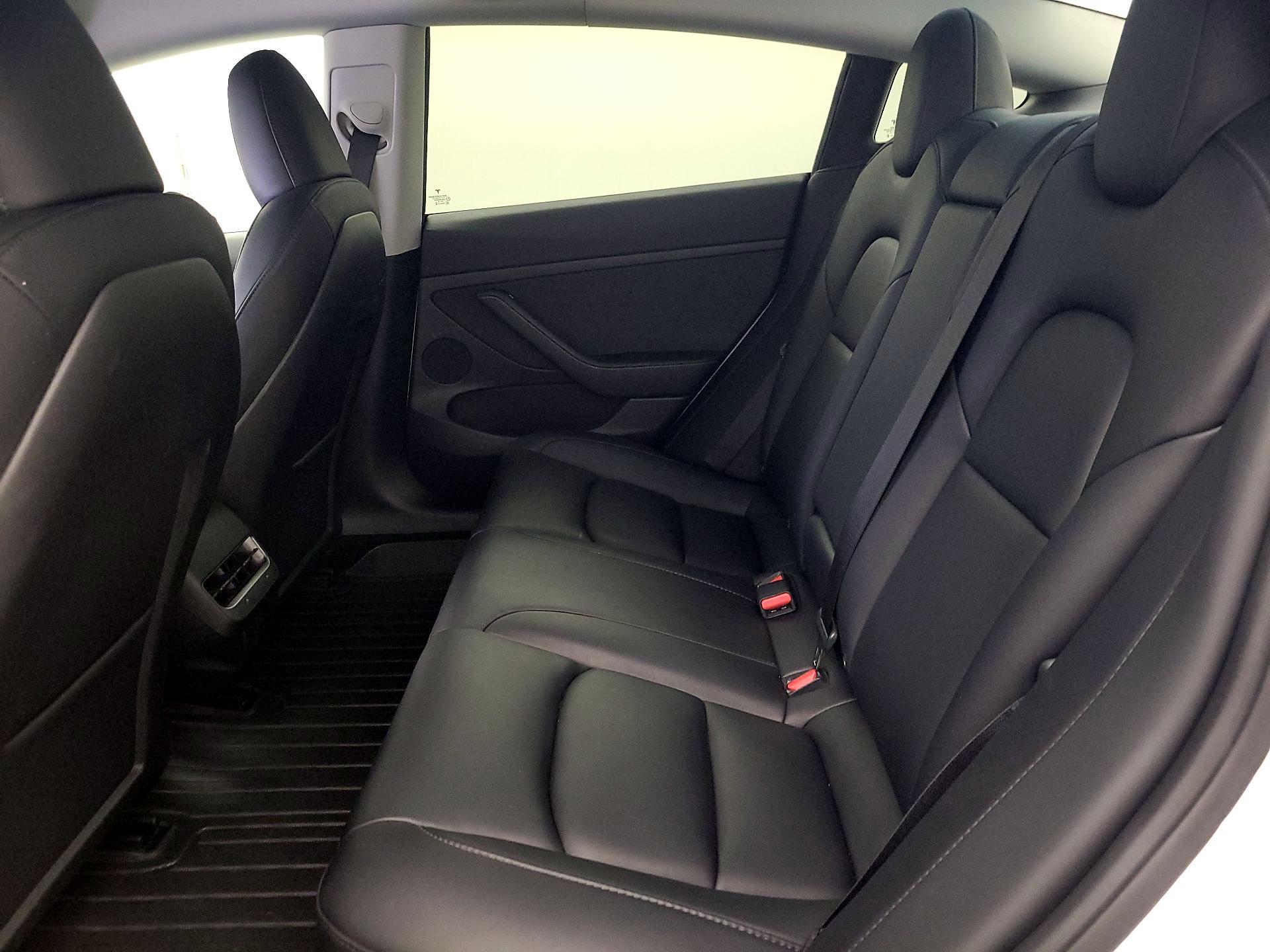 Thumbnail: 2023 Tesla Model 3 - 16