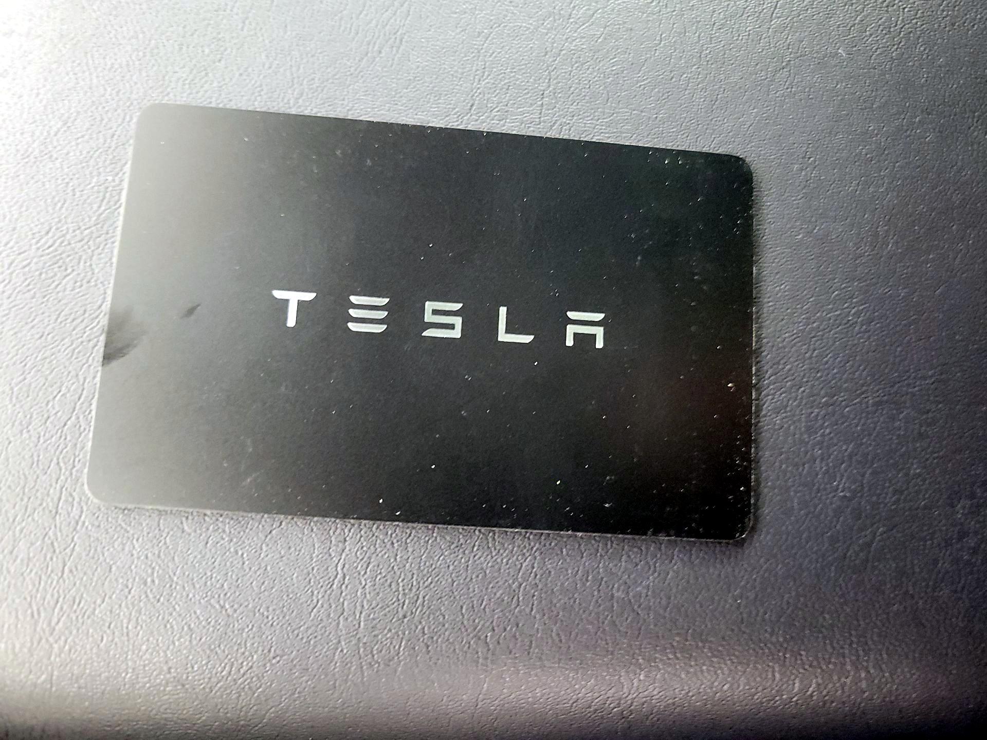 Thumbnail: 2023 Tesla Model 3 - 19