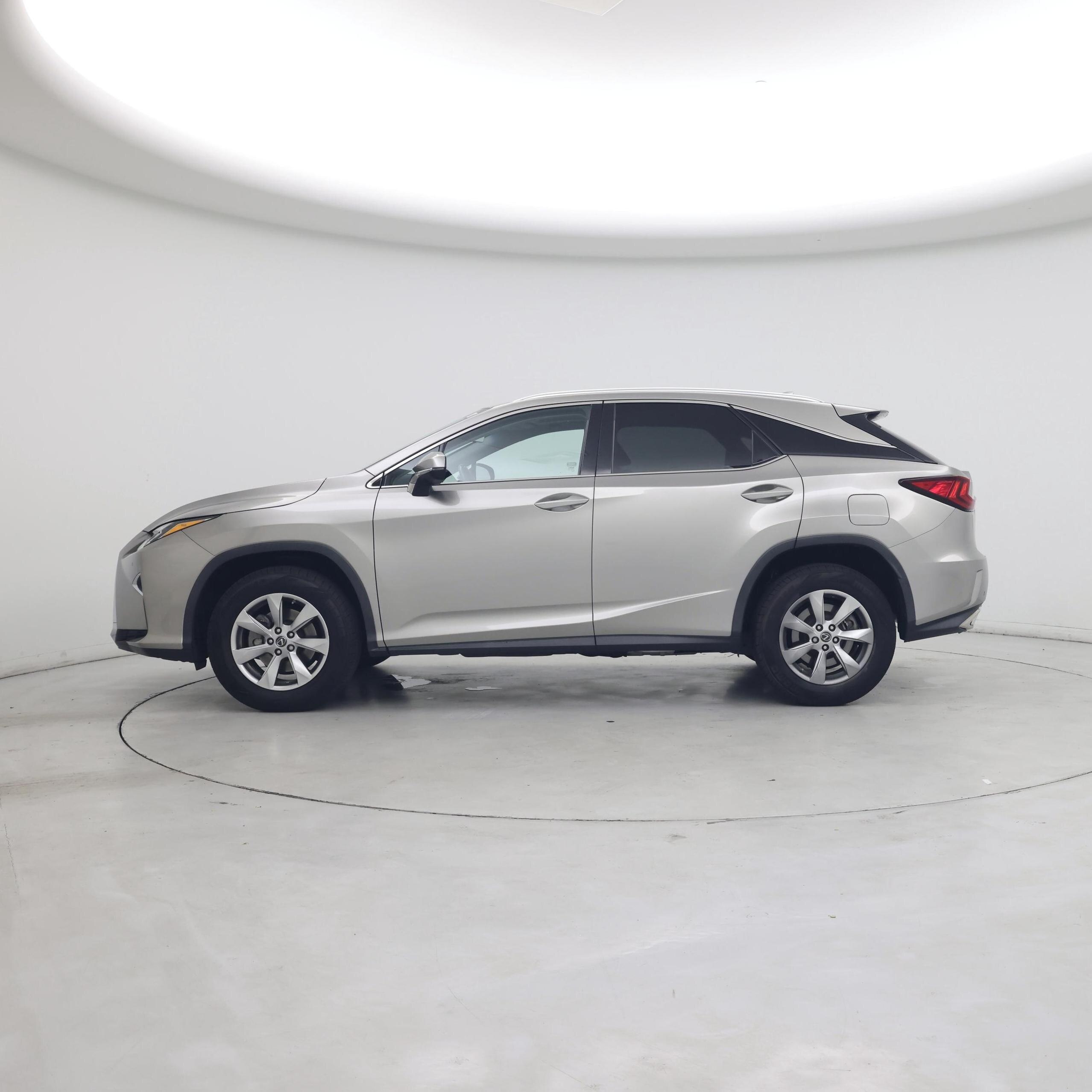 Thumbnail: 2019 Lexus RX - 3