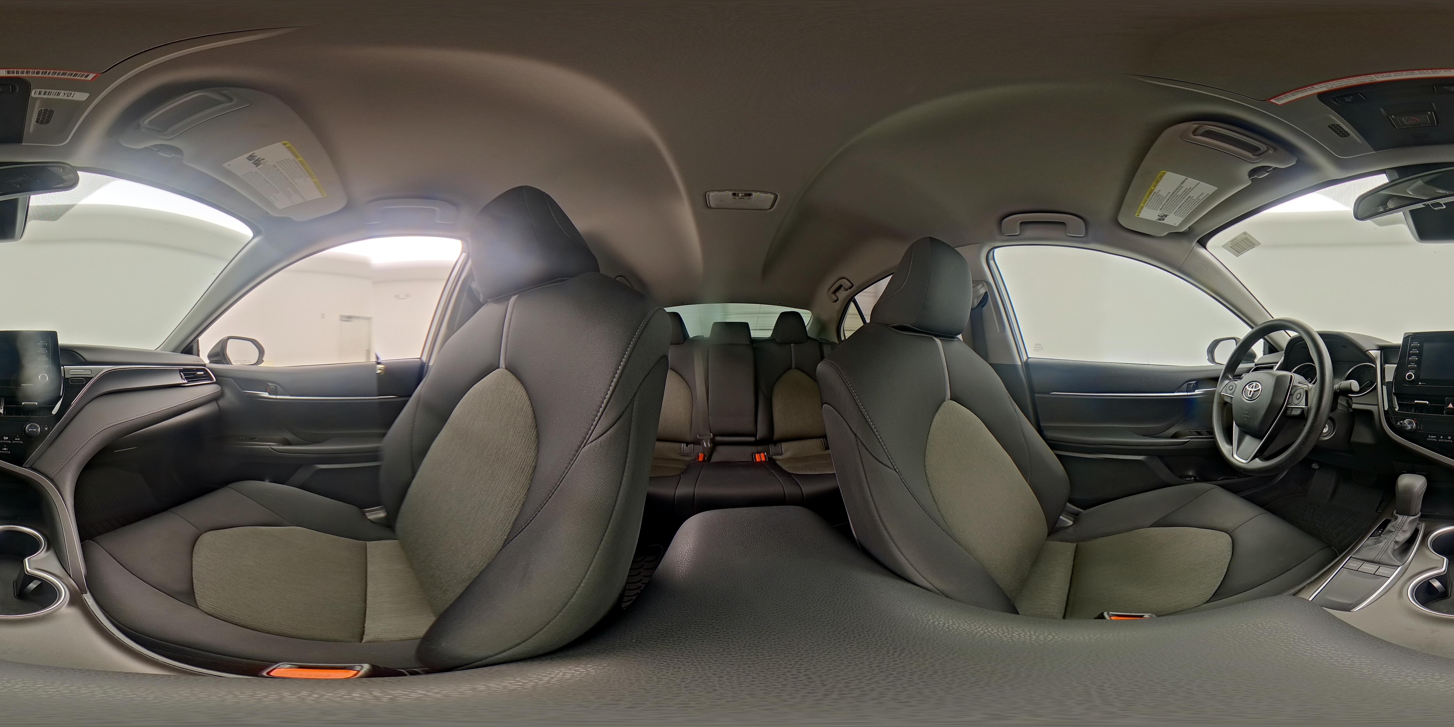 2022 Toyota Camry LE - Photo 24