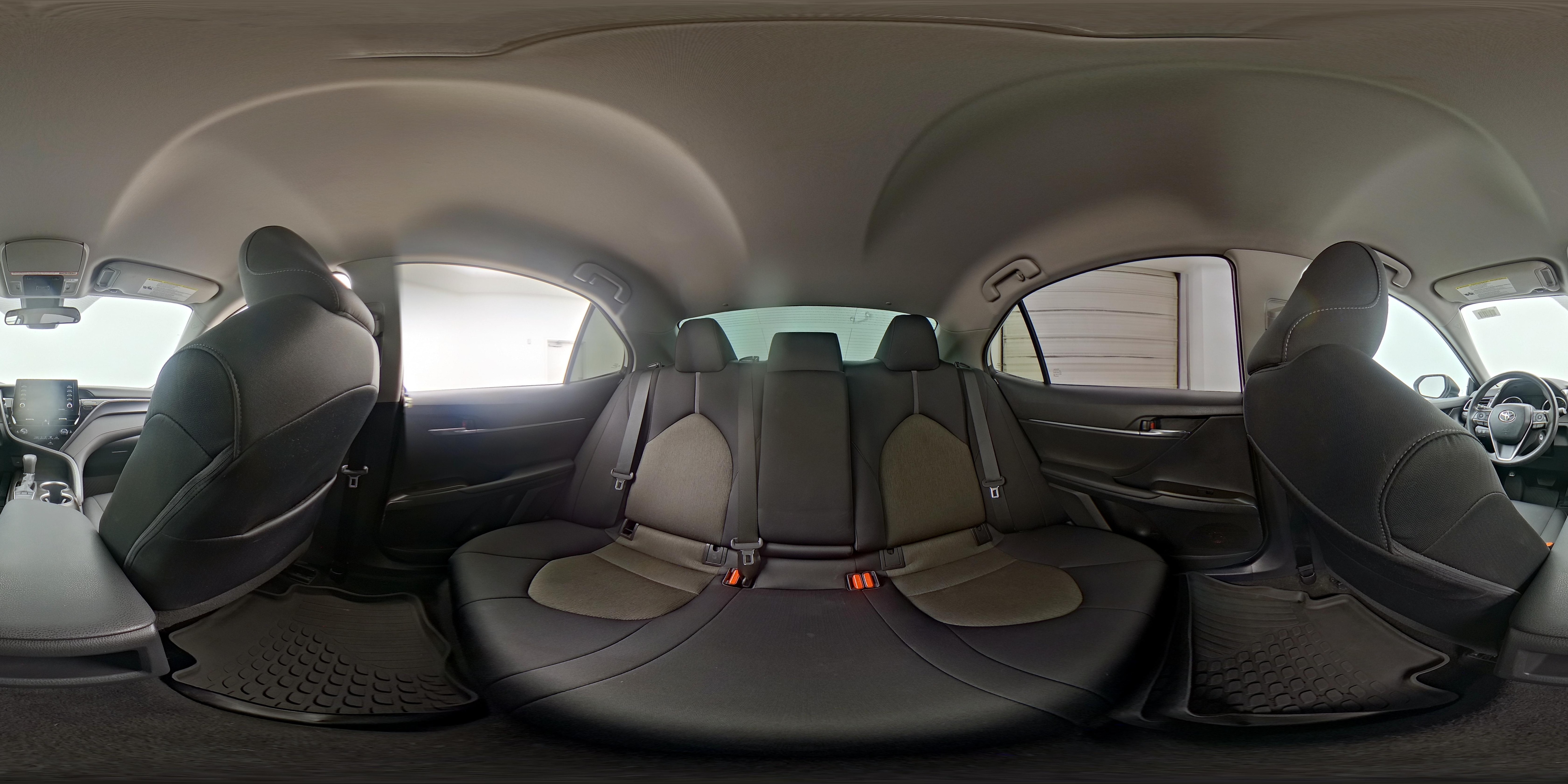 2022 Toyota Camry LE - Photo 25