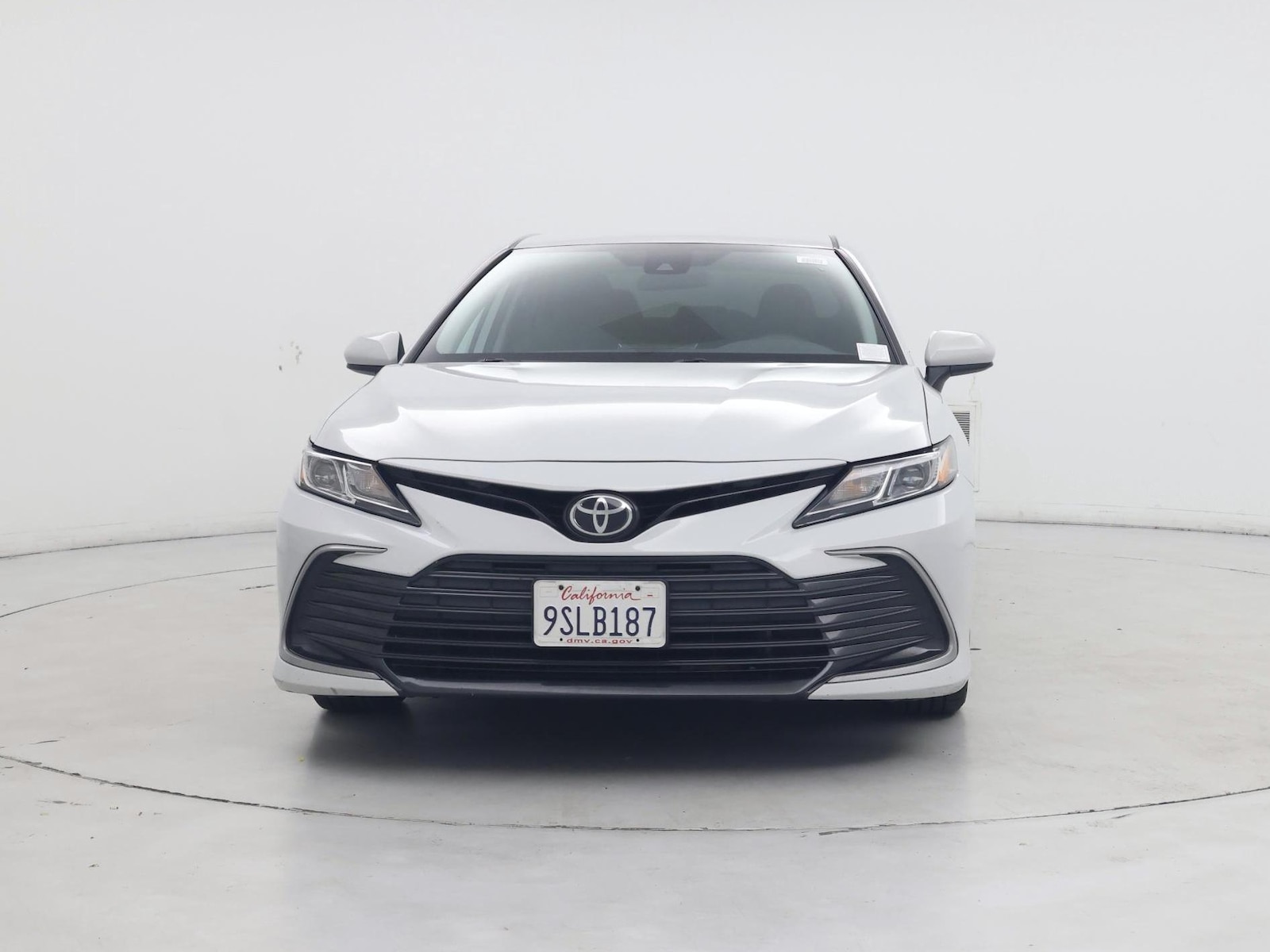 2022 Toyota Camry LE - Photo 6