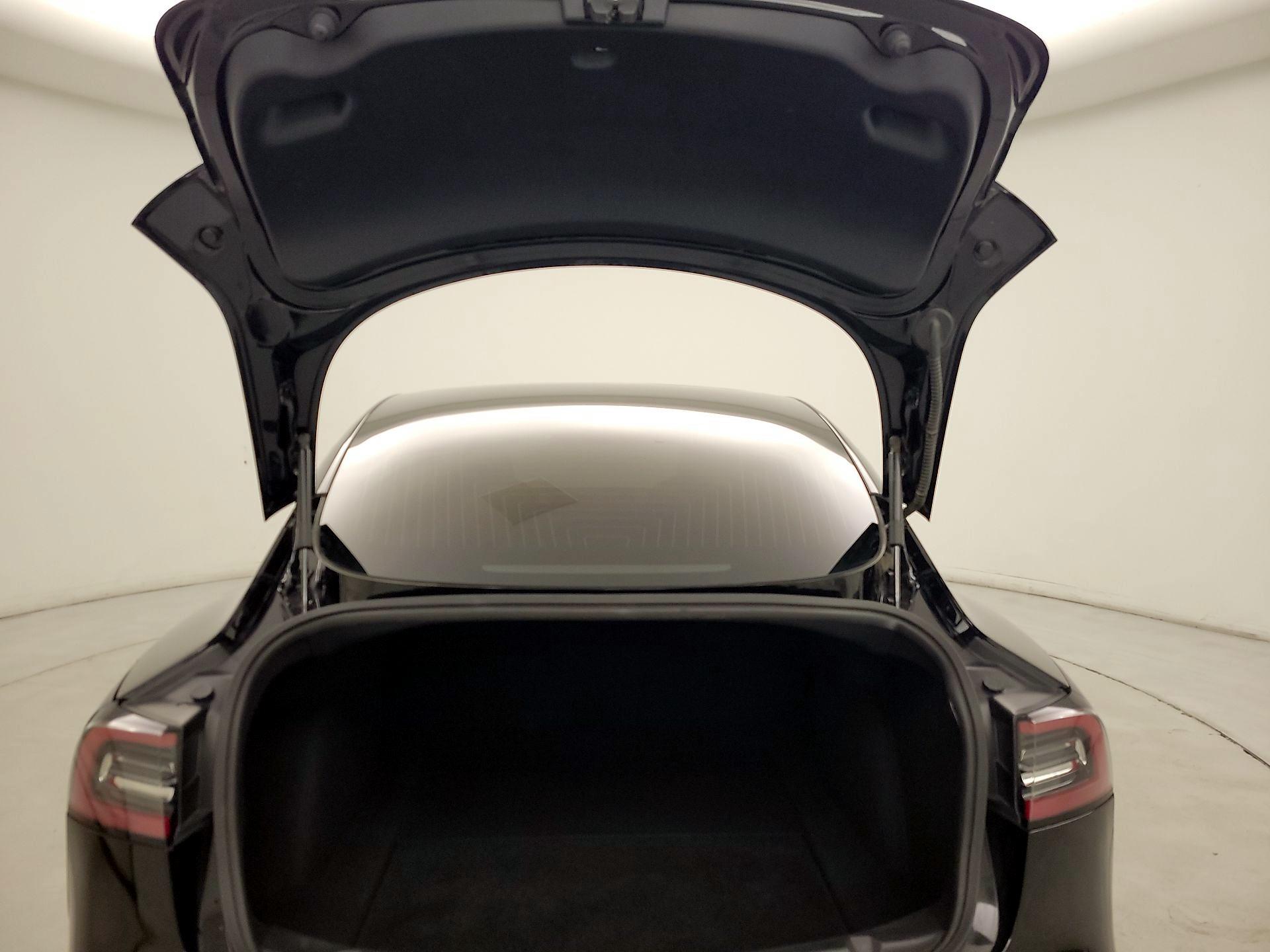 Thumbnail: 2019 Tesla Model 3 - 18