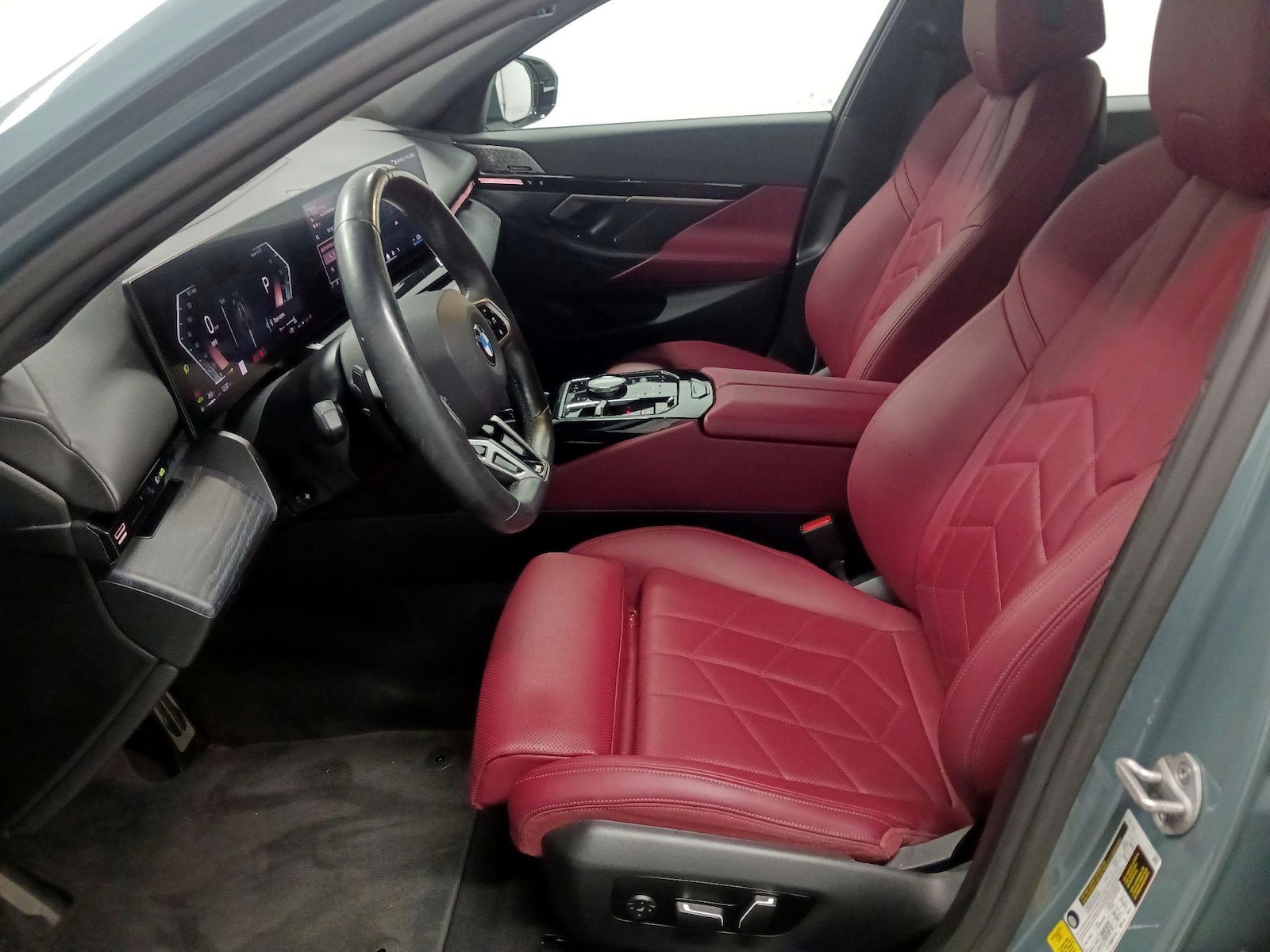 2024 BMW 5 Series 530i - Photo 12
