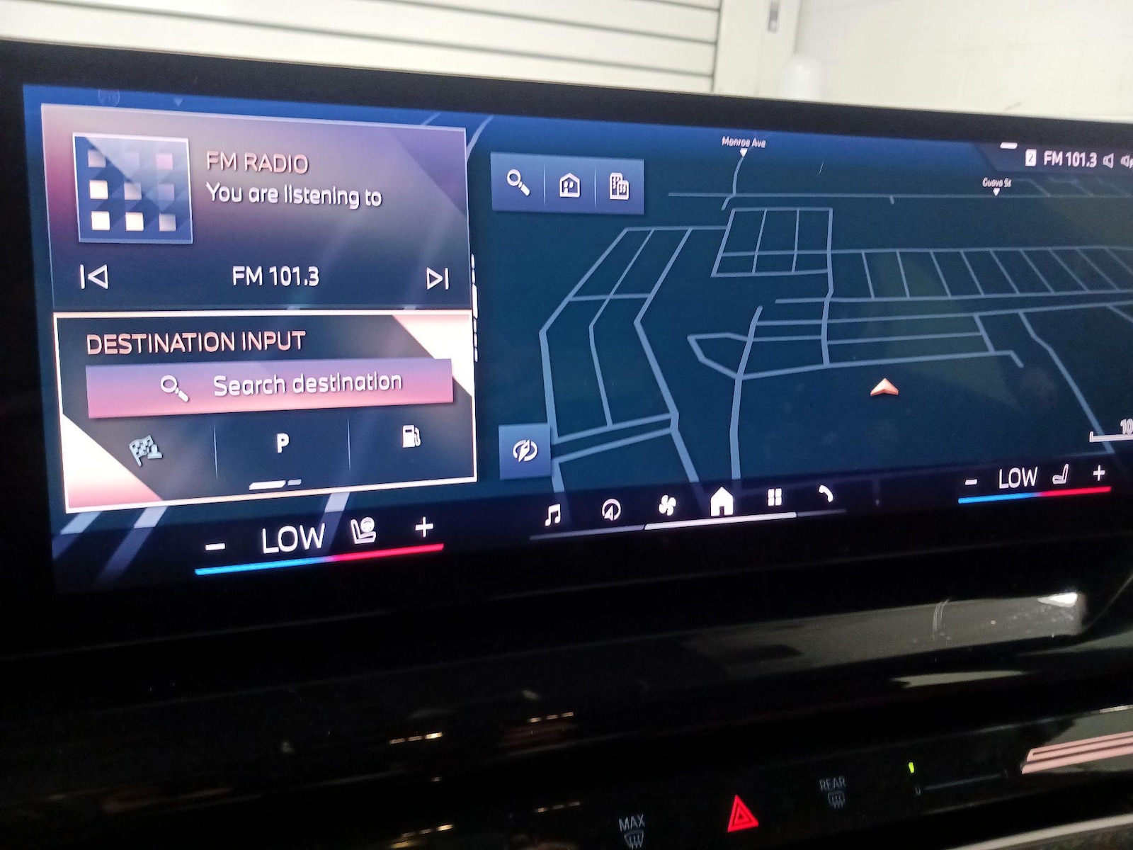 2024 BMW 5 Series 530i - Photo 14