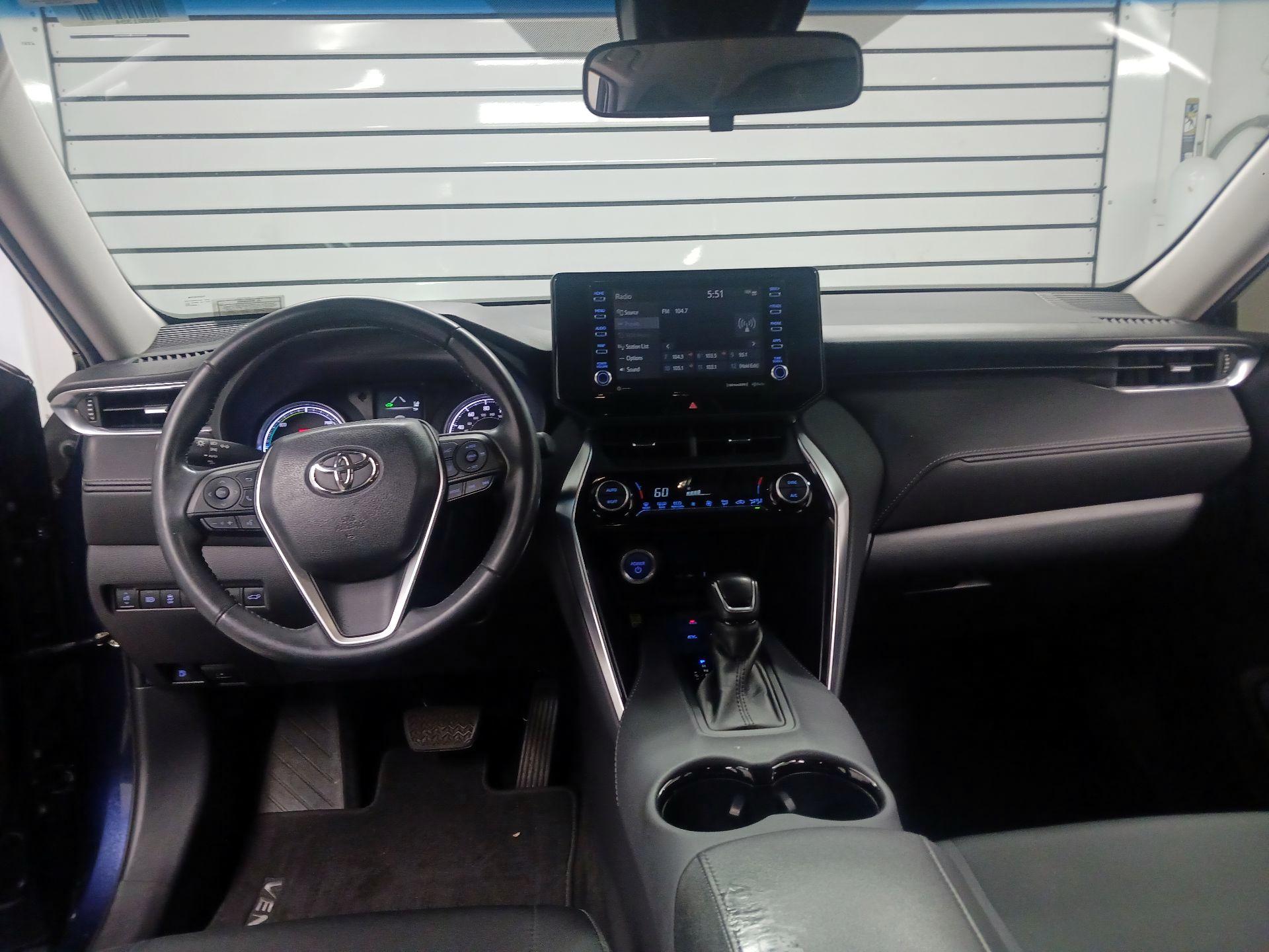 Thumbnail: 2021 Toyota Venza - 9