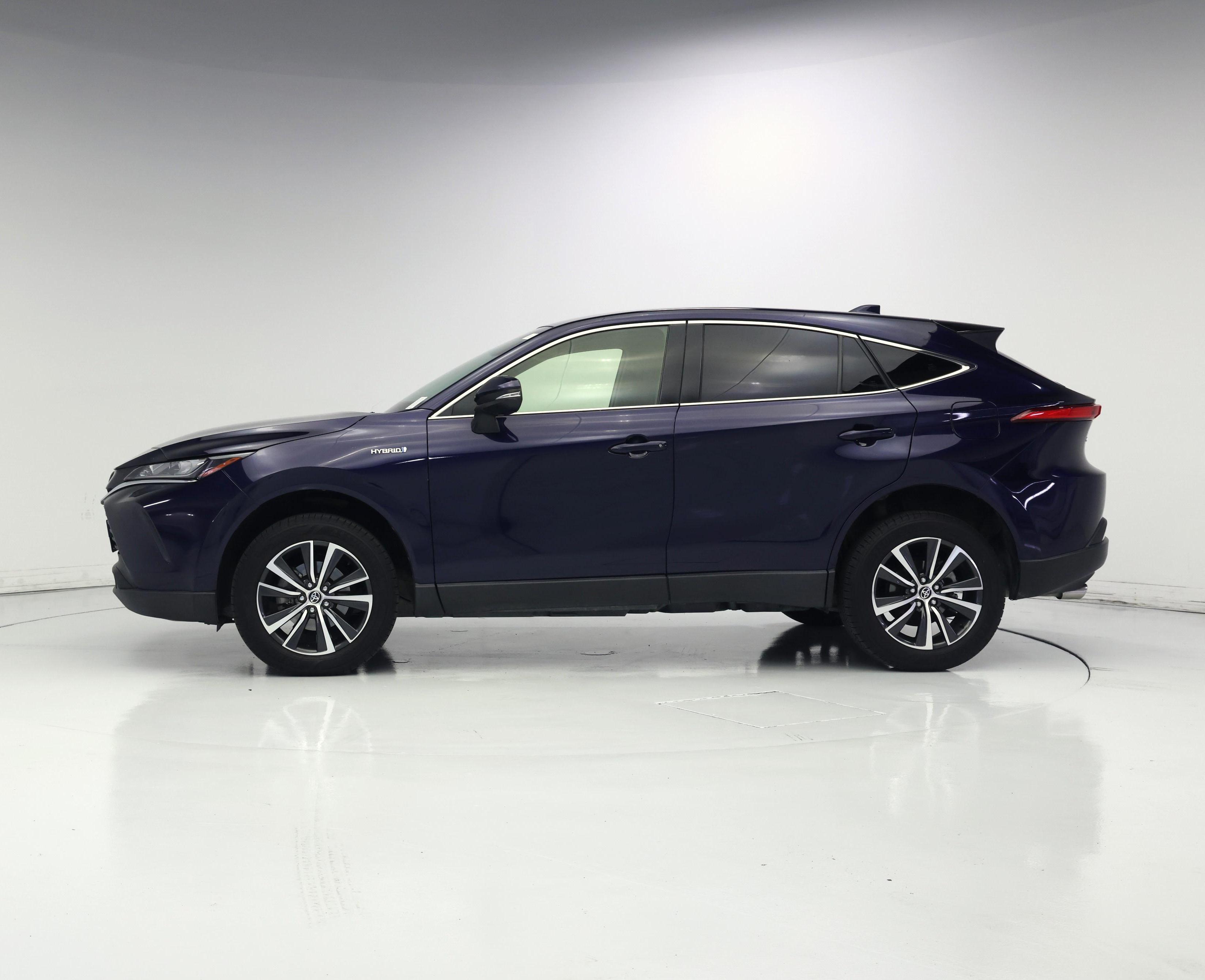 Thumbnail: 2021 Toyota Venza - 3