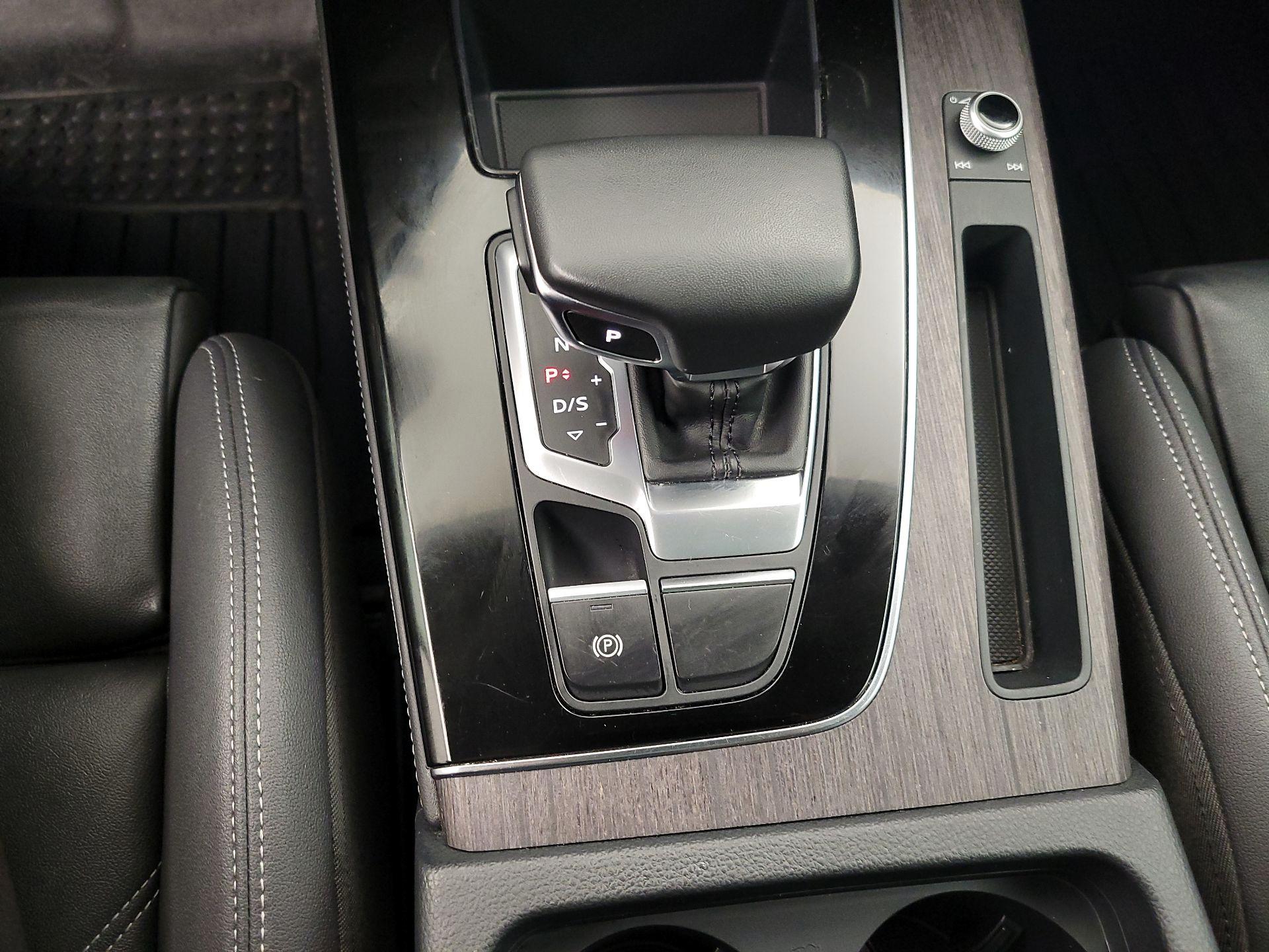 Thumbnail: 2024 Audi Q5 - 17