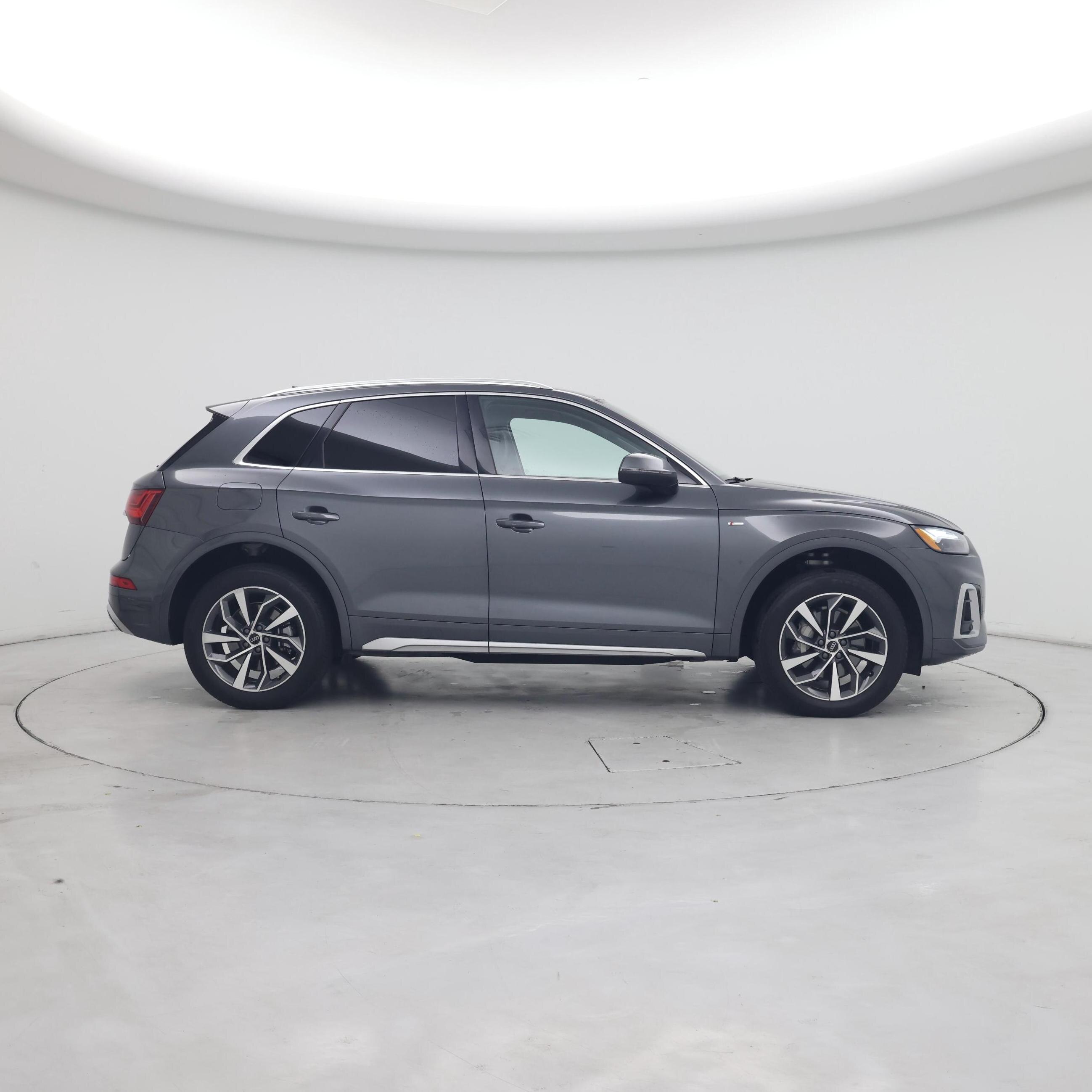 Thumbnail: 2024 Audi Q5 - 7