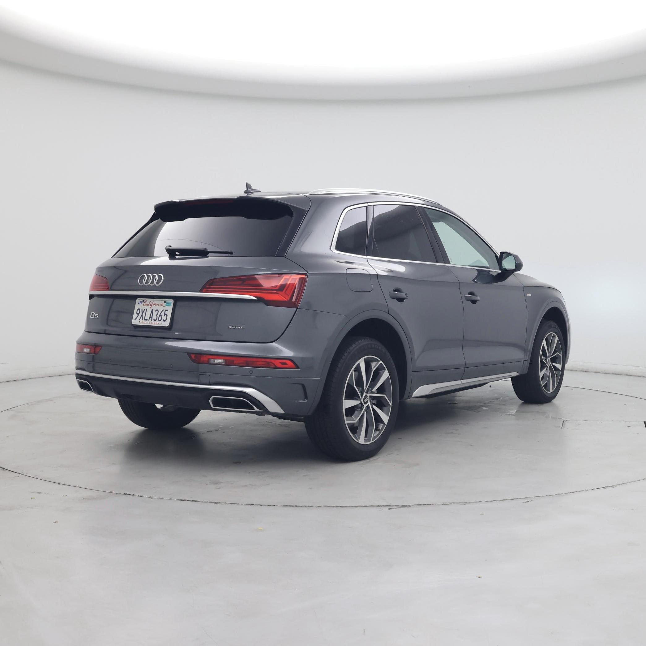 Thumbnail: 2024 Audi Q5 - 8