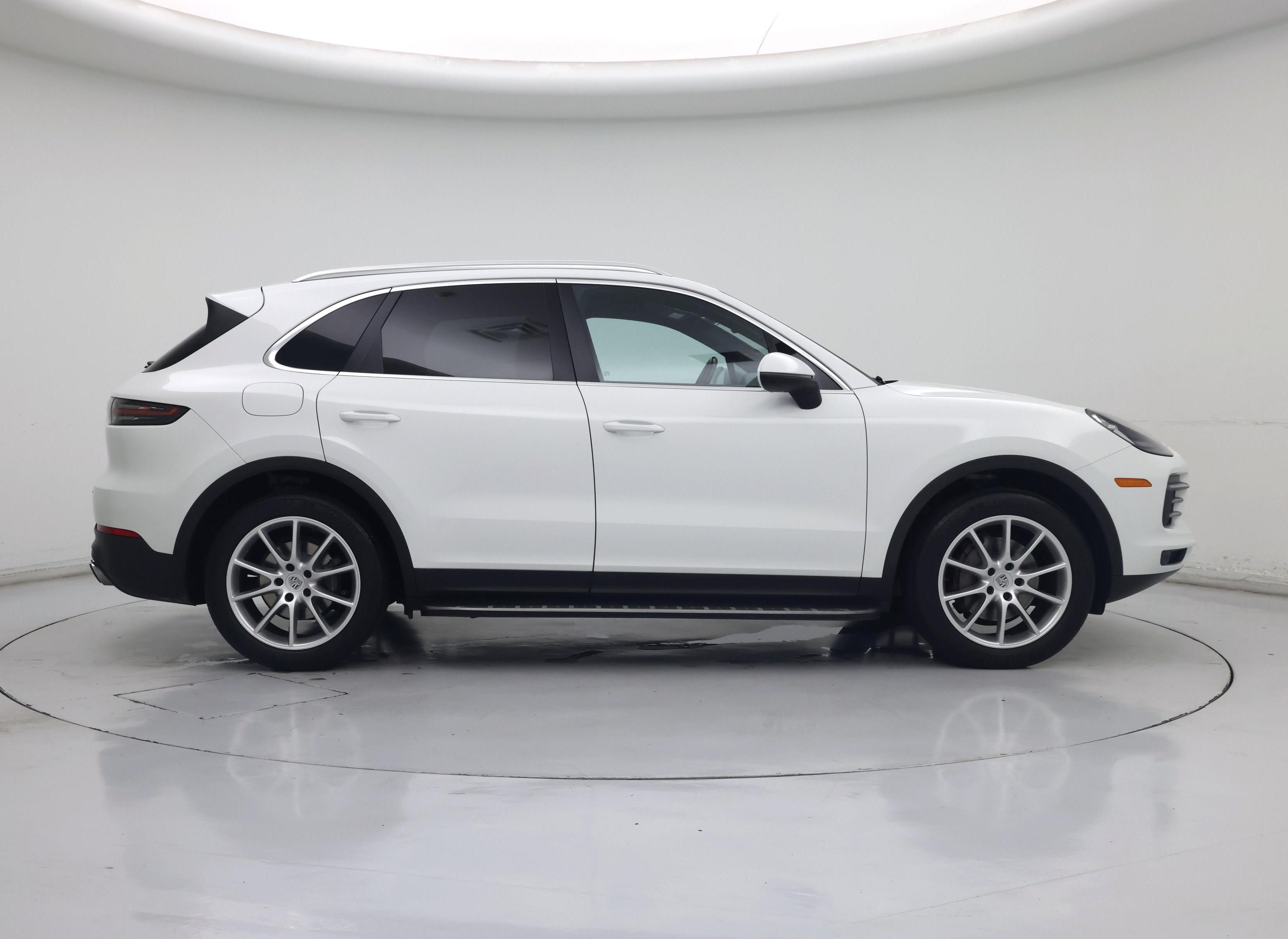 Thumbnail: 2019 Porsche Cayenne - 7