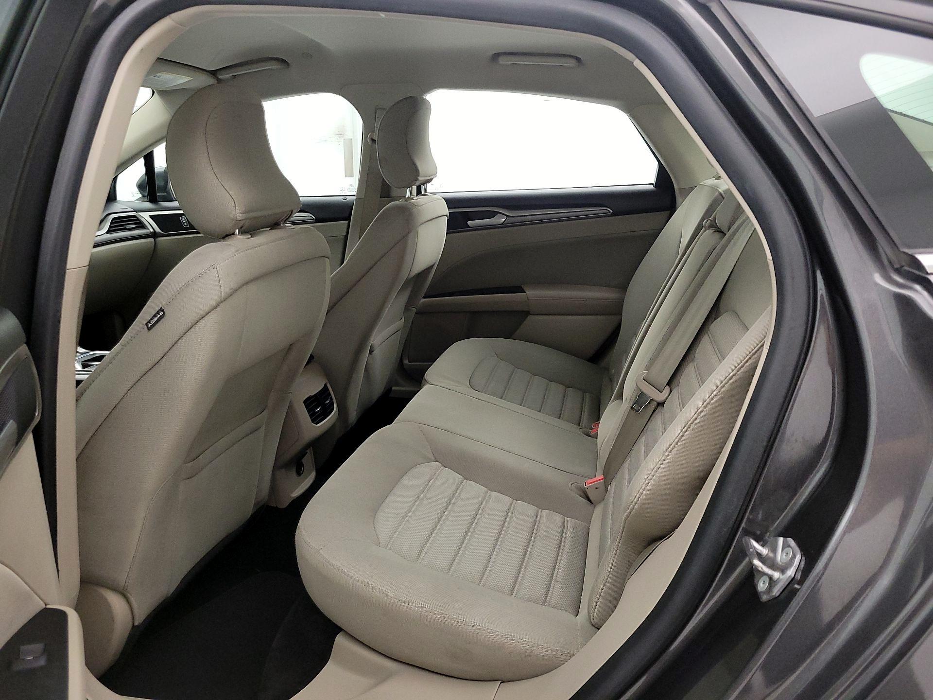 Thumbnail: 2018 Ford Fusion - 19