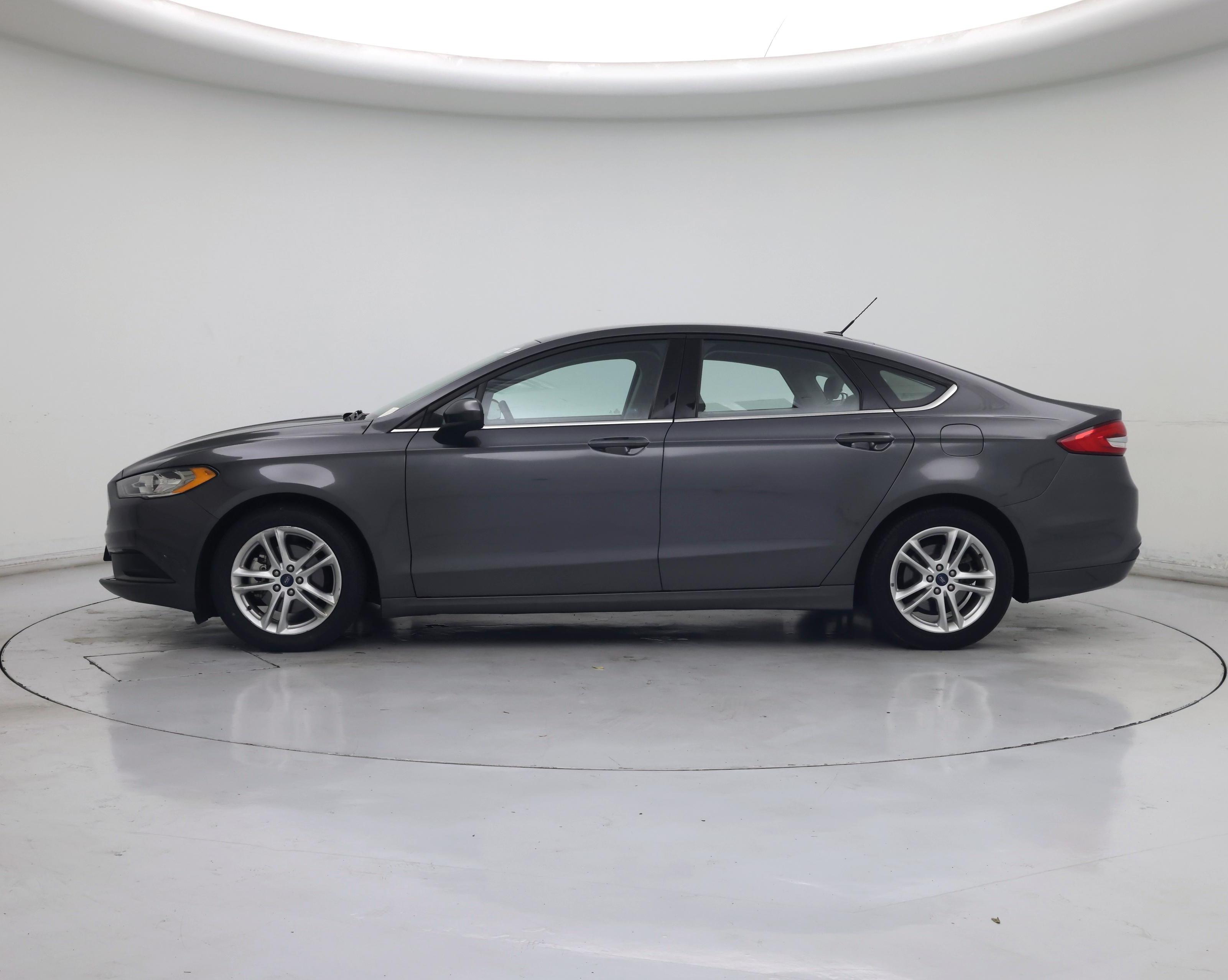 Thumbnail: 2018 Ford Fusion - 3