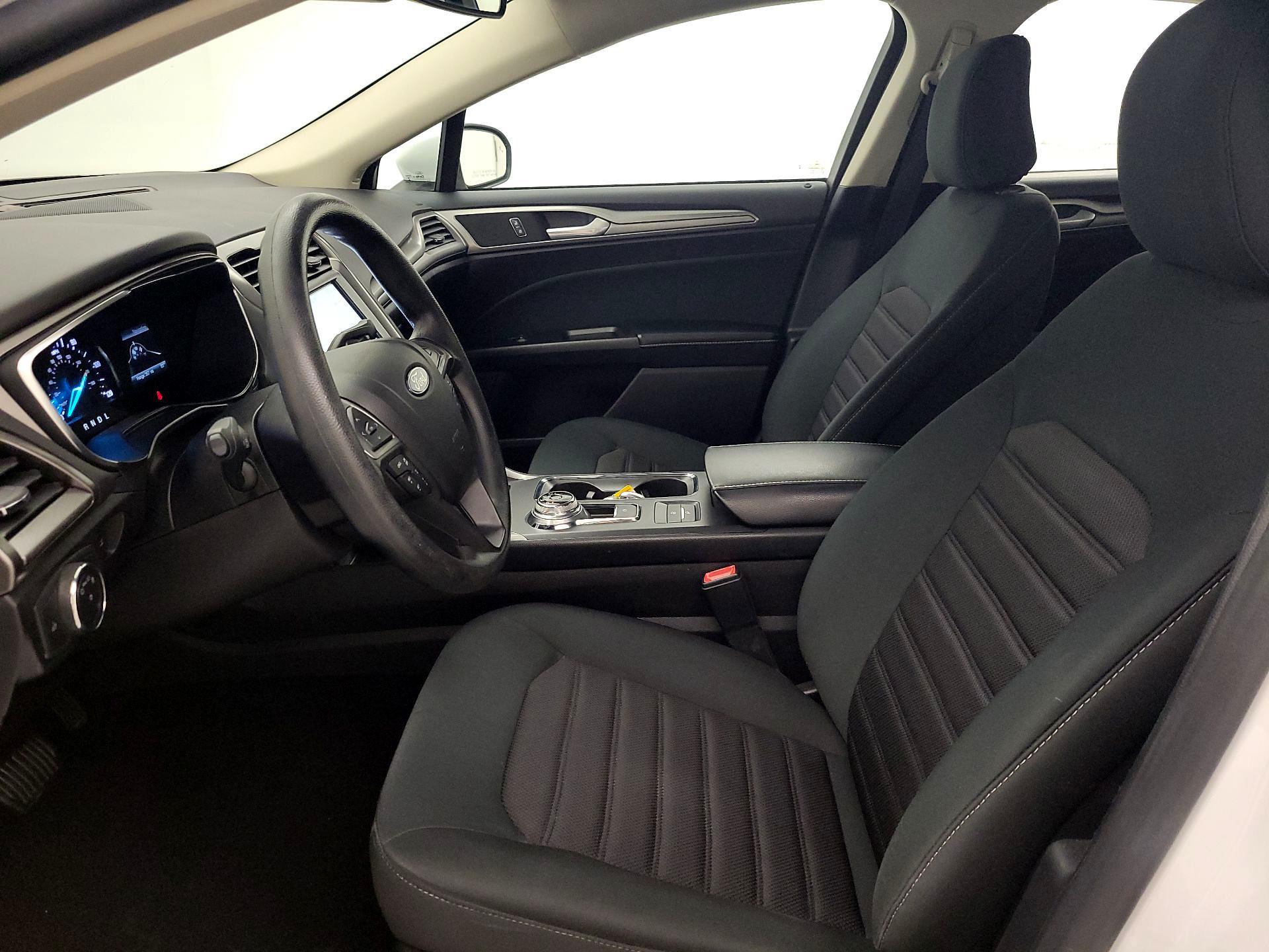 Thumbnail: 2020 Ford Fusion - 11