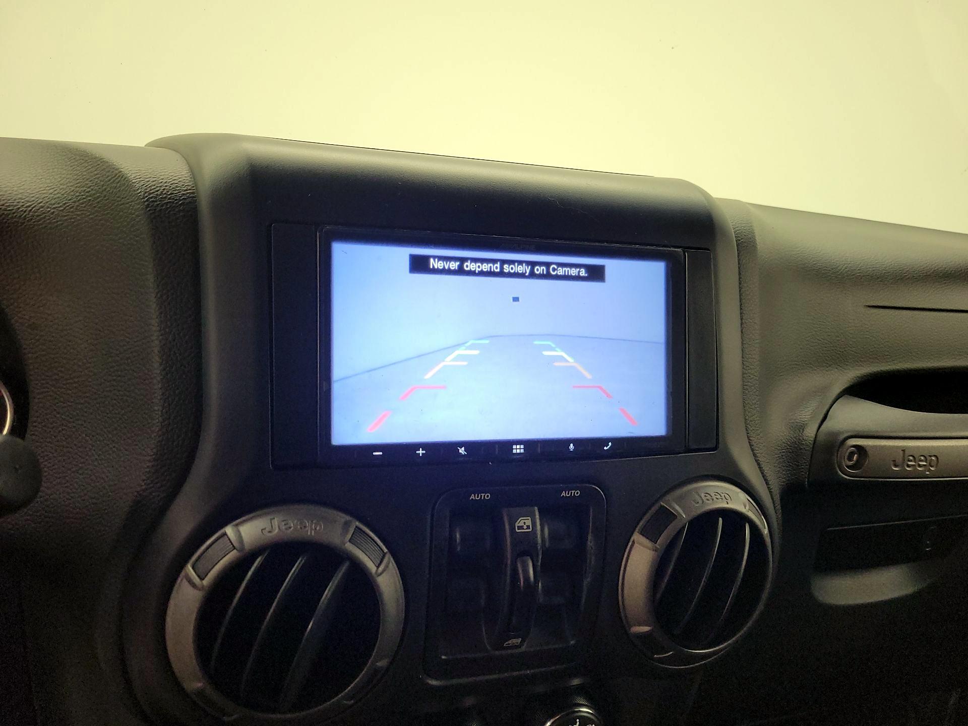 Thumbnail: 2014 Jeep Wrangler - 13