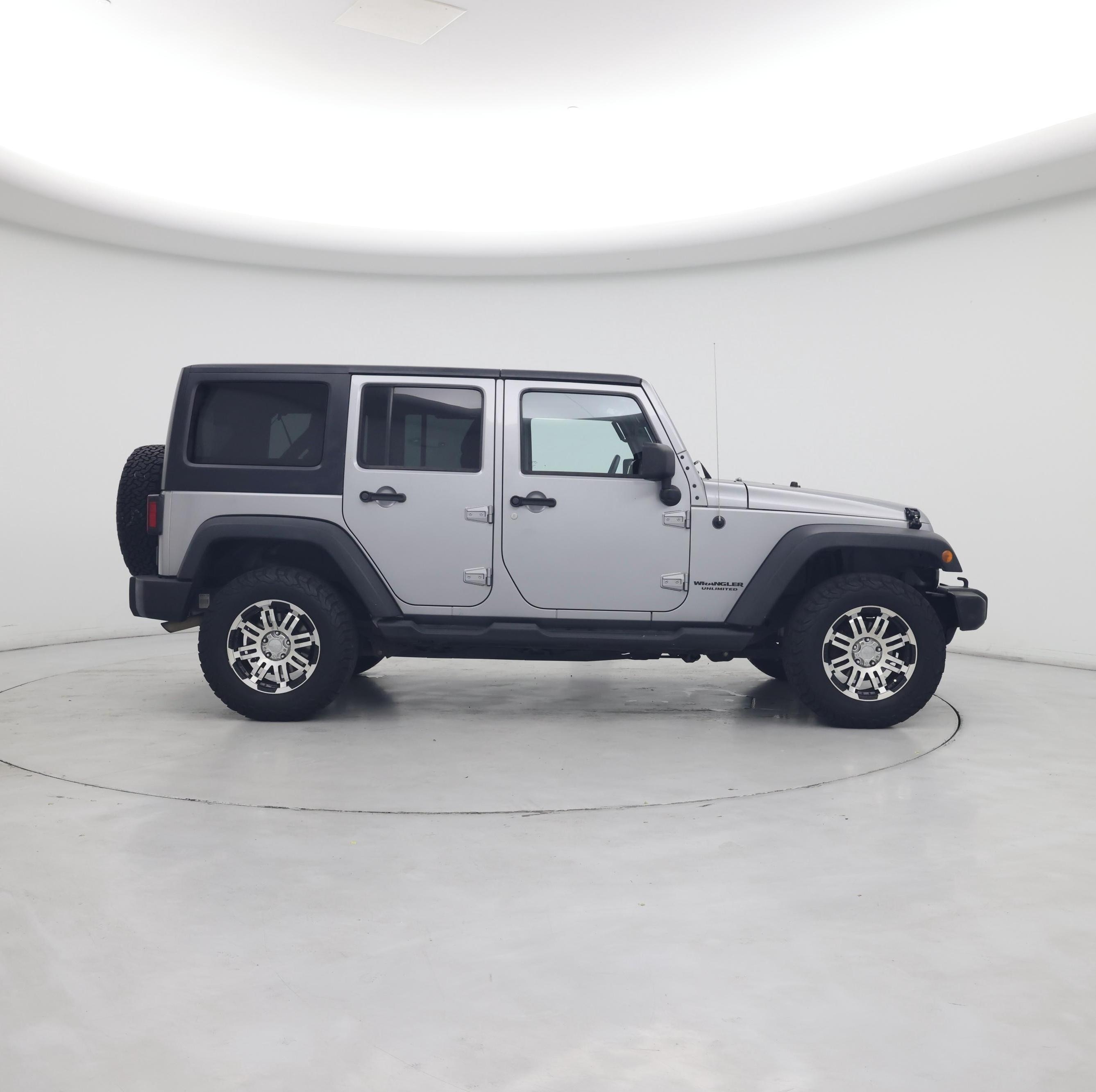 Thumbnail: 2014 Jeep Wrangler - 7