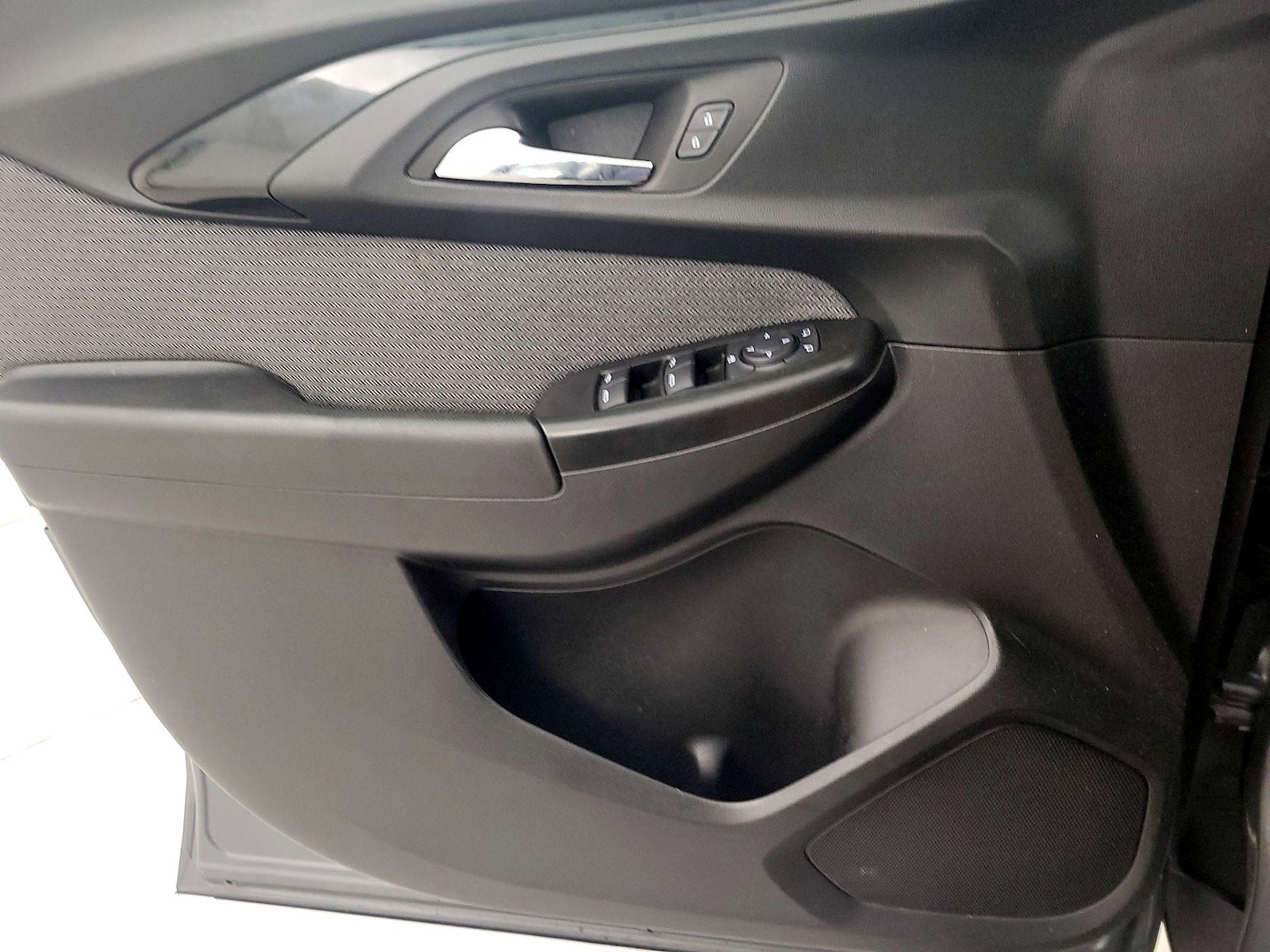 2021 Chevrolet Trailblazer LS - Photo 13