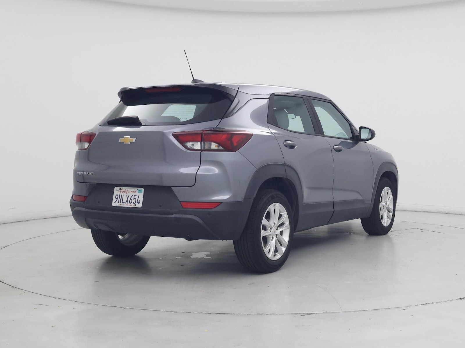 2021 Chevrolet Trailblazer LS - Photo 9