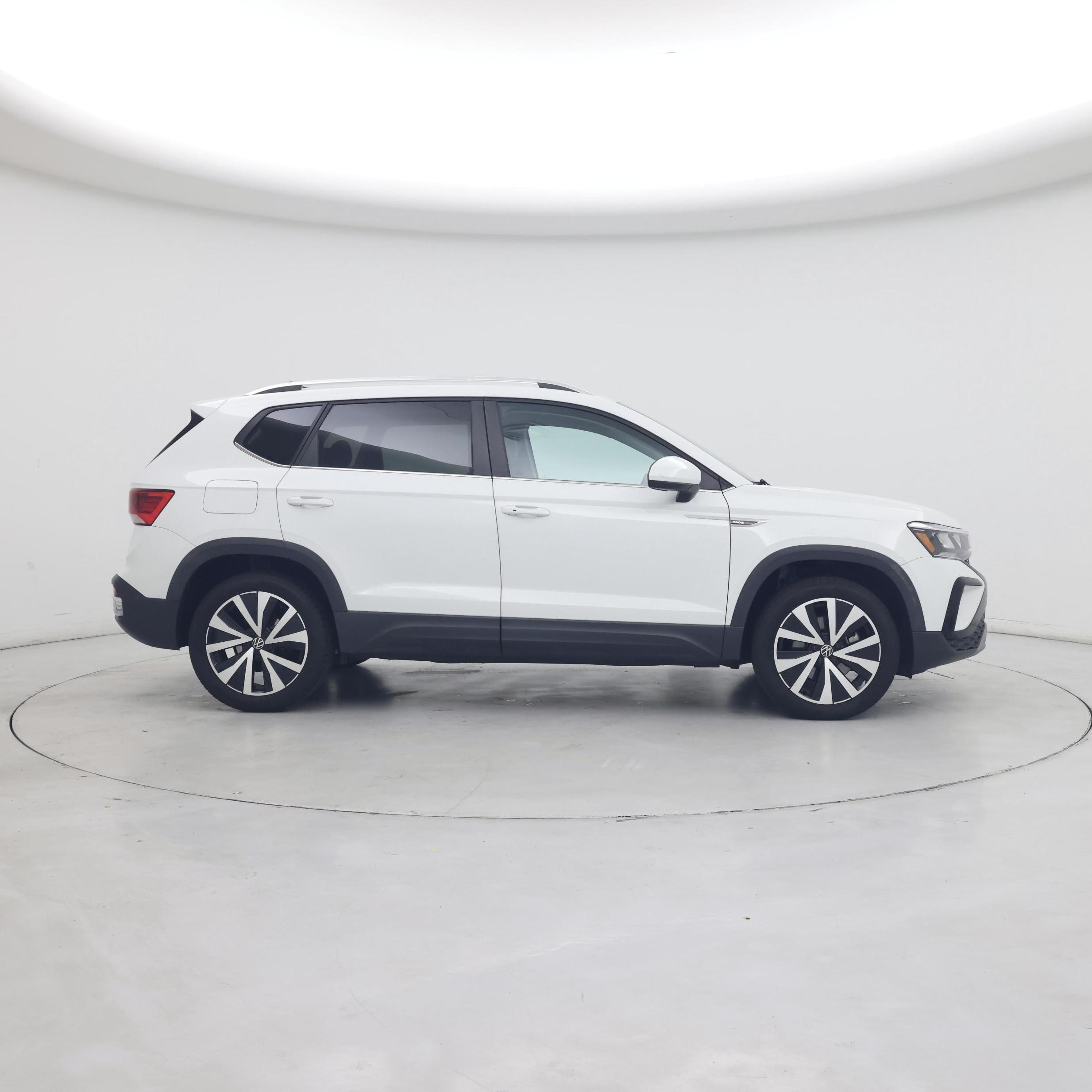 Thumbnail: 2022 Volkswagen Taos - 7