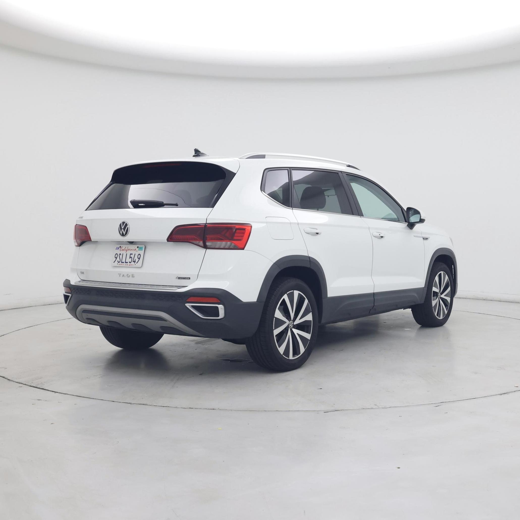 Thumbnail: 2022 Volkswagen Taos - 8
