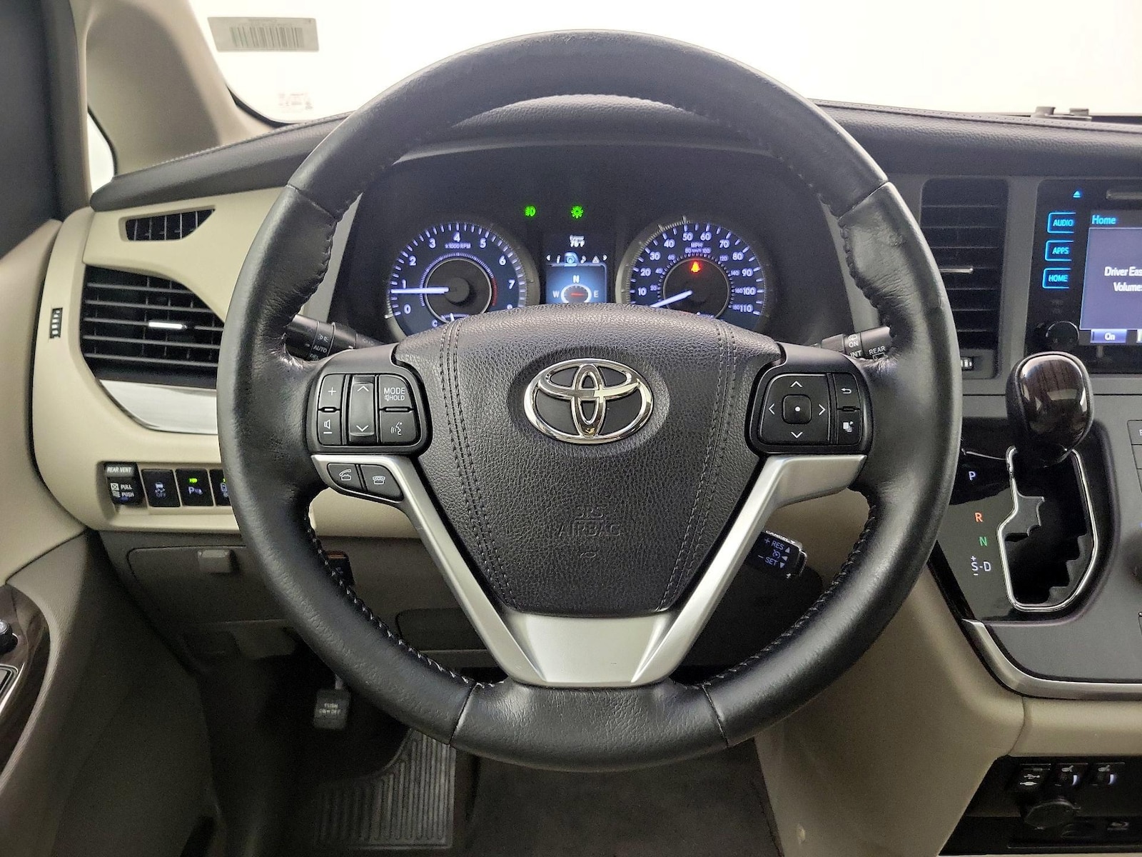 2015 Toyota Sienna XLE Premium - Photo 11