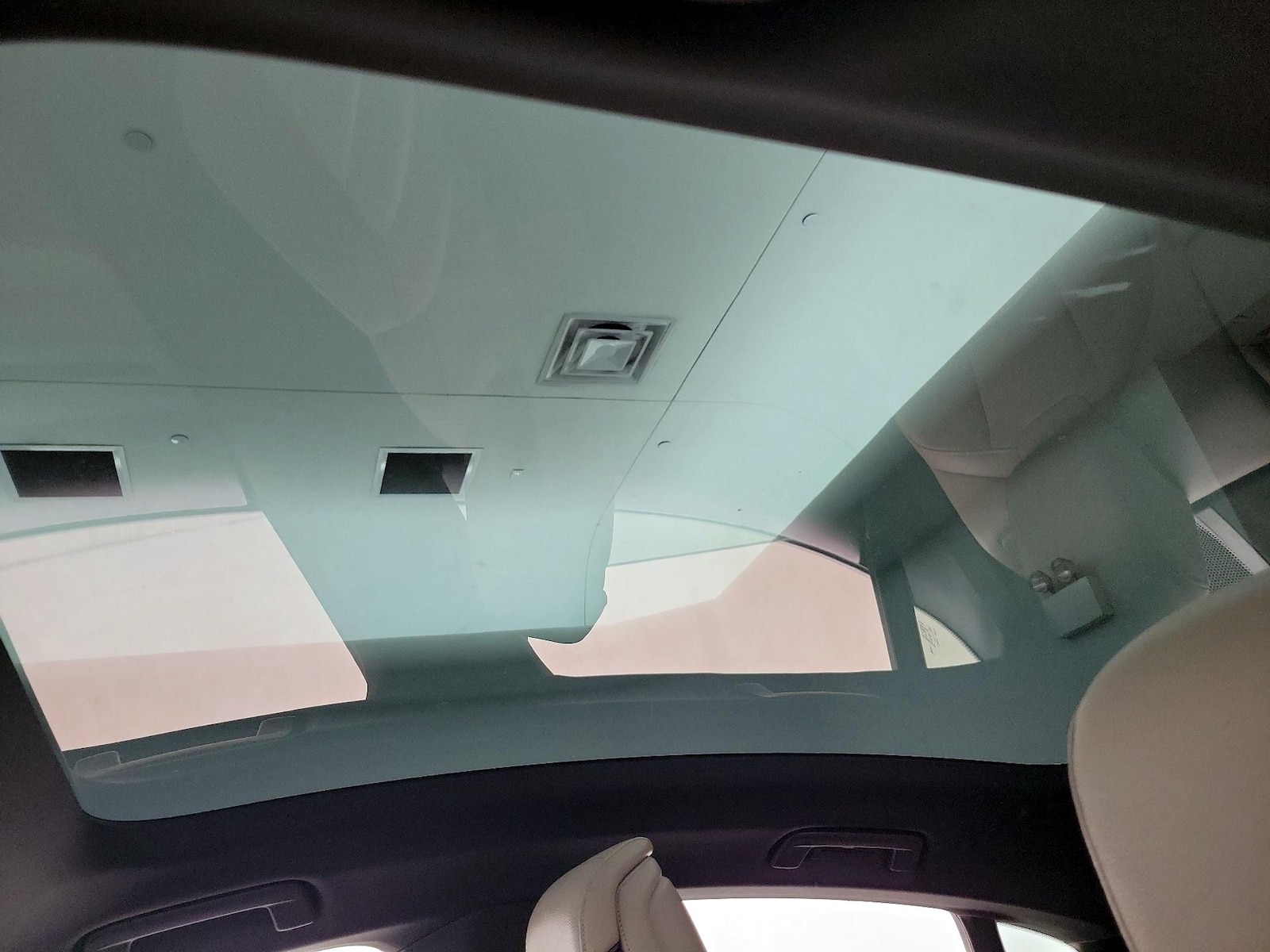 Skylight(s) & Overhead Airbags