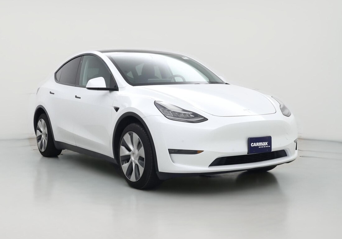 2020 Tesla Model Y Long Range All-Wheel Drive in White — CarMax photo