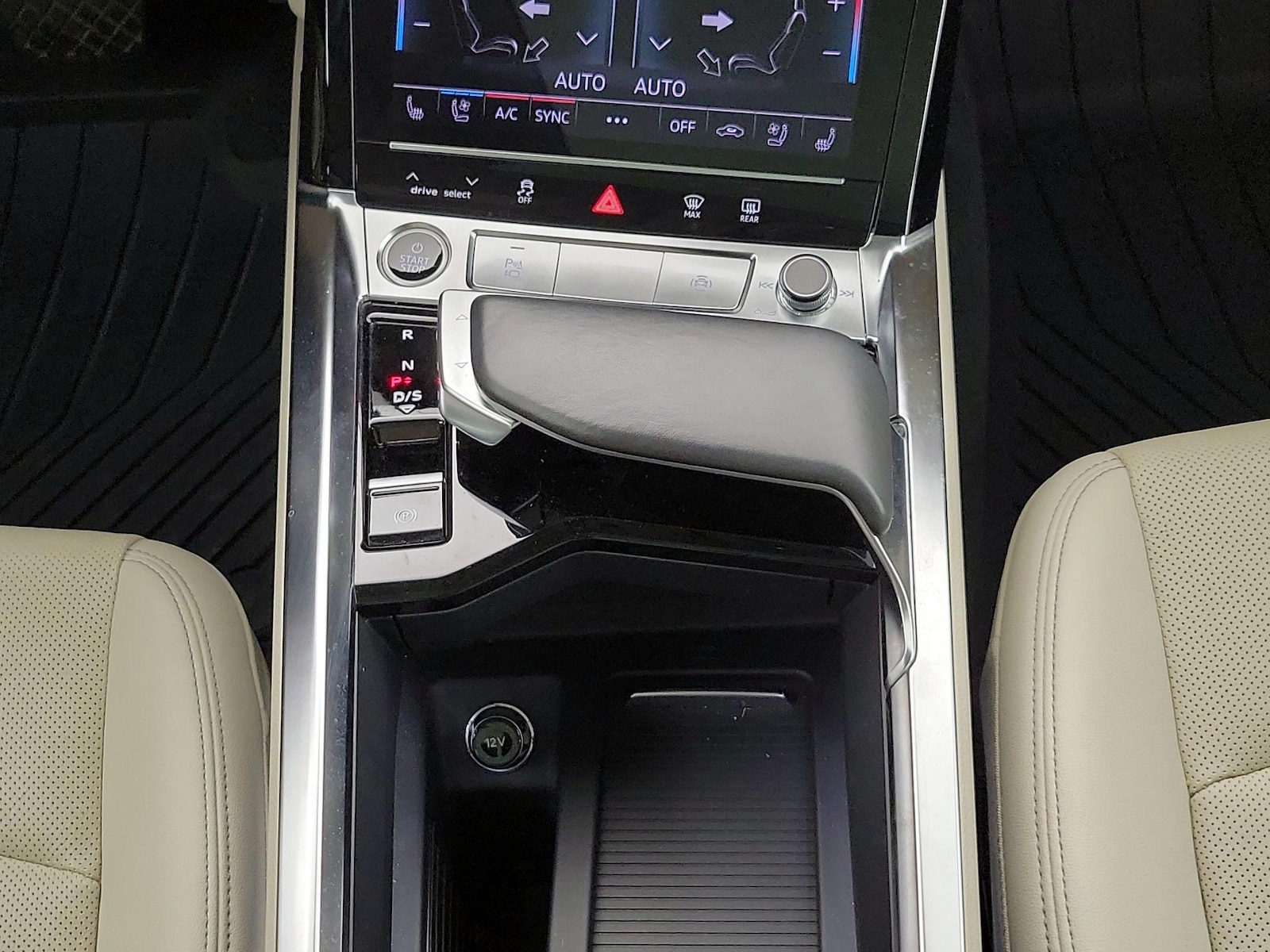 2021 Audi e-tron Premium Plus - Photo 17