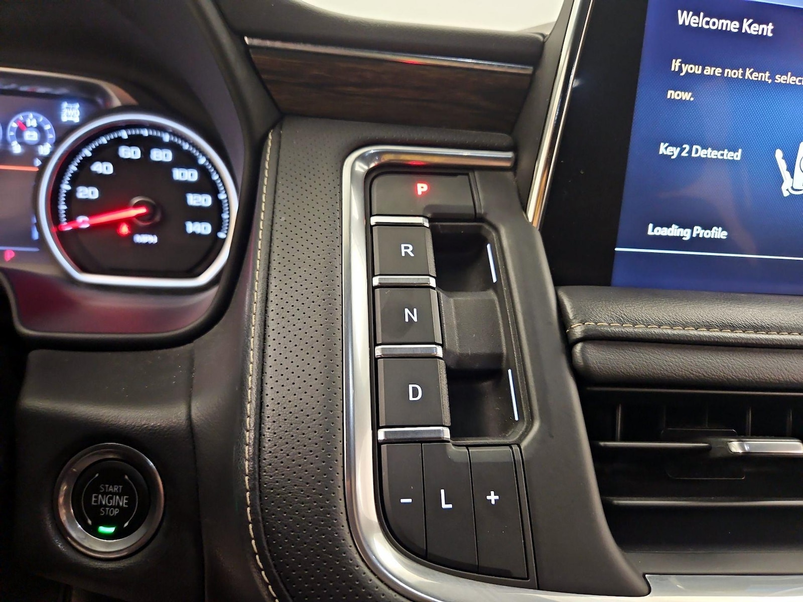 2021 Chevrolet Tahoe Premier - Photo 19