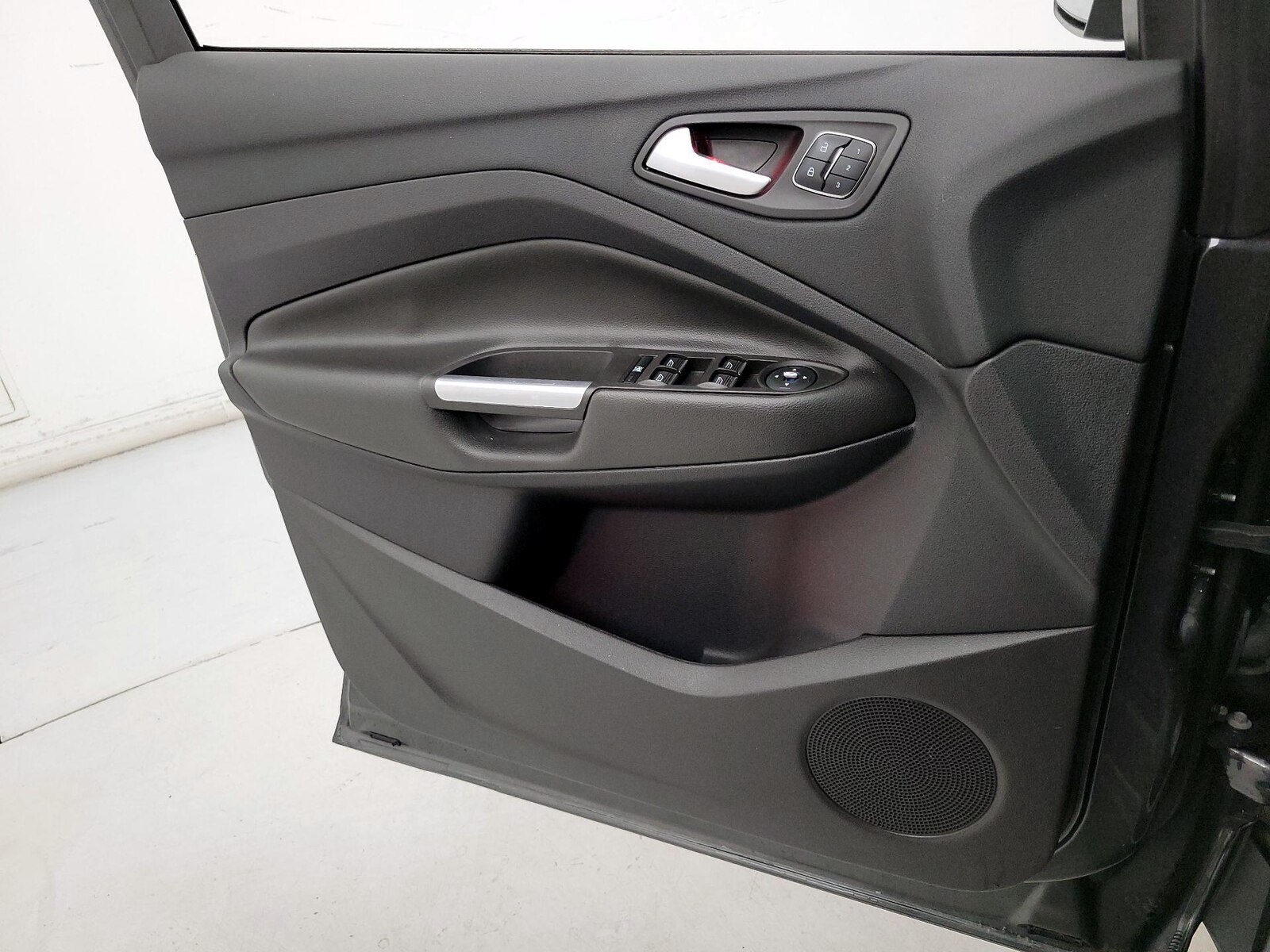 2016 Ford Escape Titanium - Photo 13