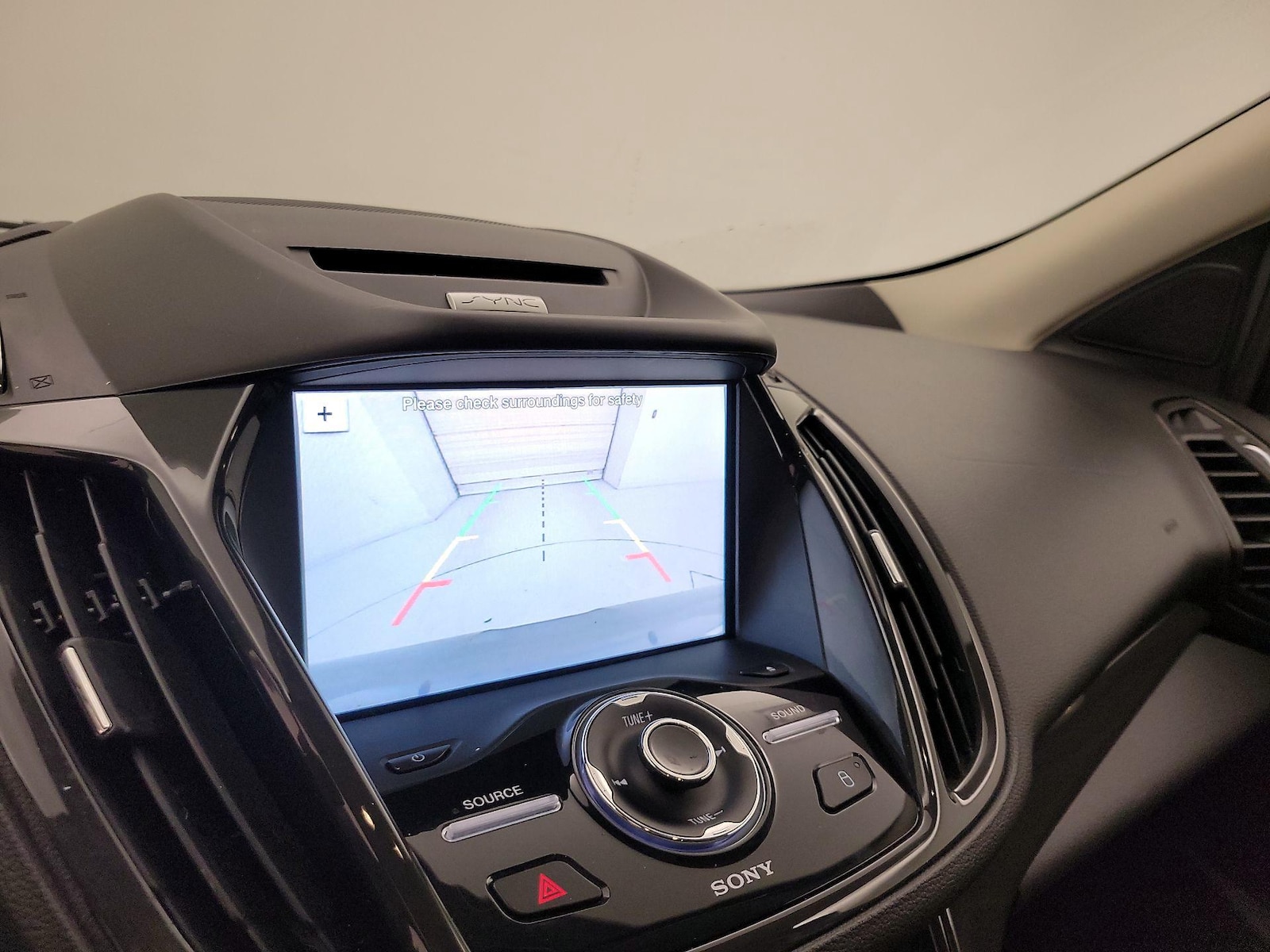 2016 Ford Escape Titanium - Photo 16