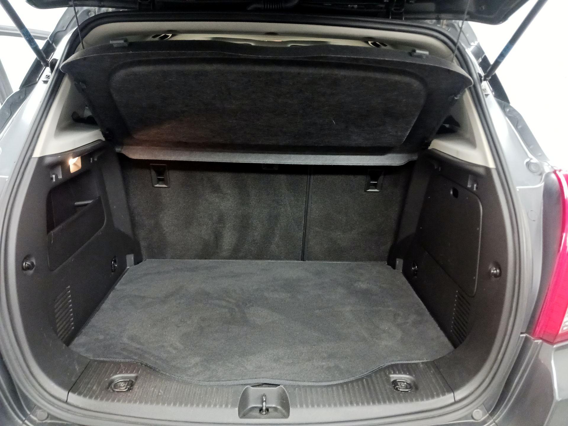 Thumbnail: 2016 Buick Encore - 14