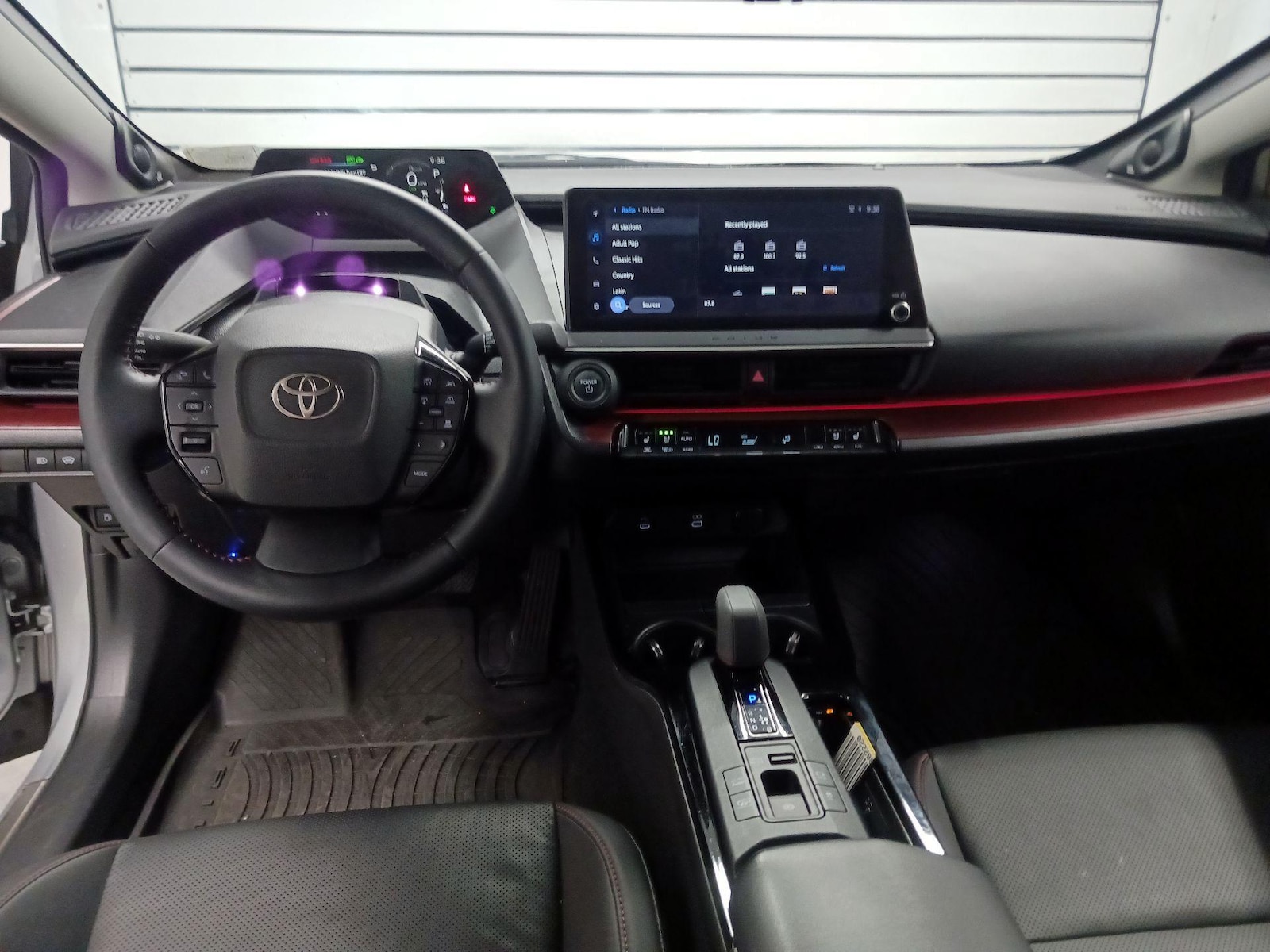 2024 Toyota Prius Prime XSE Premium - Photo 10