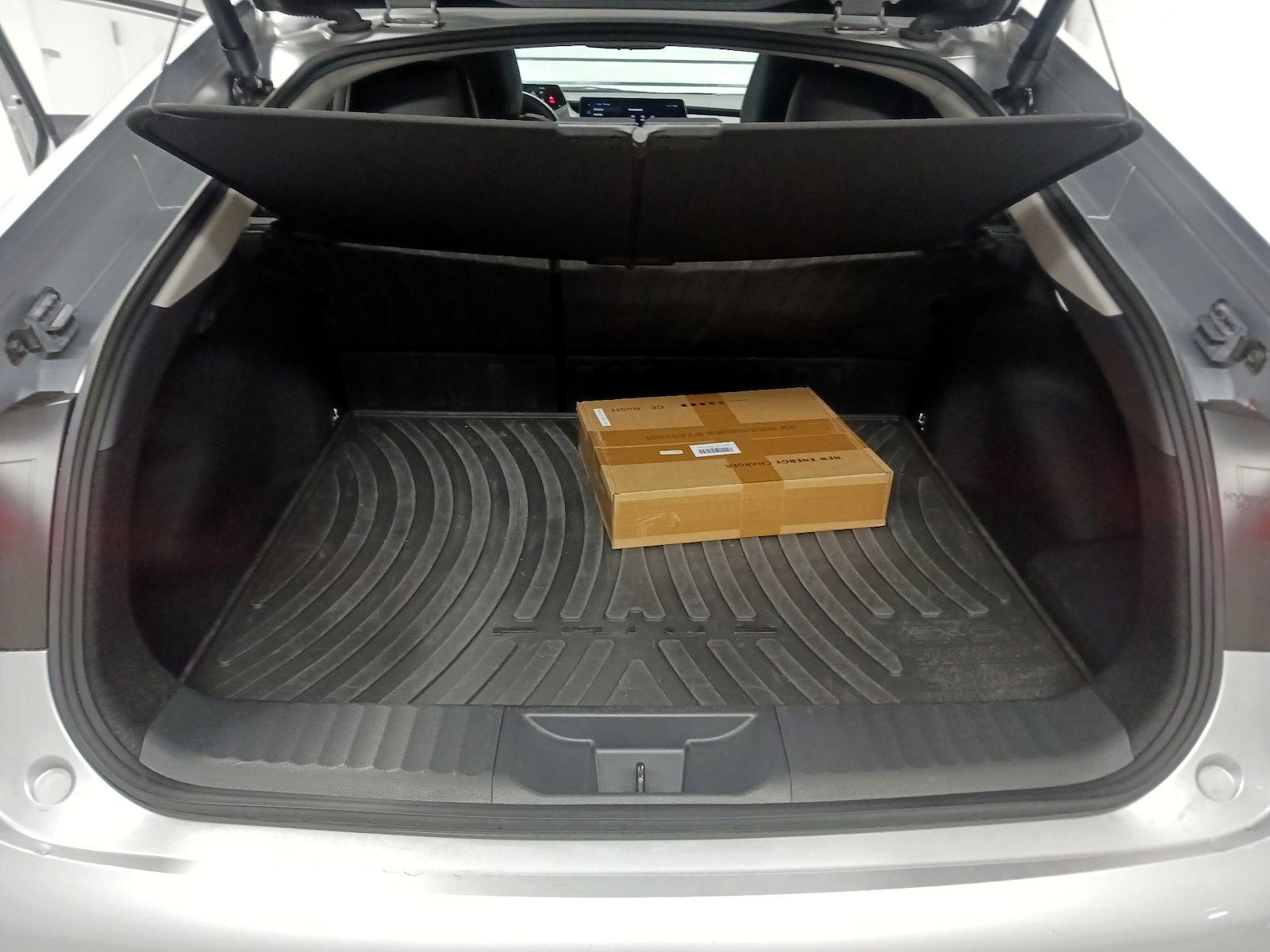 2024 Toyota Prius Prime XSE Premium - Photo 17