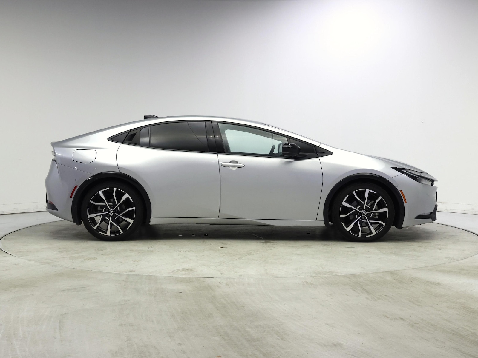 2024 Toyota Prius Prime XSE Premium - Photo 8
