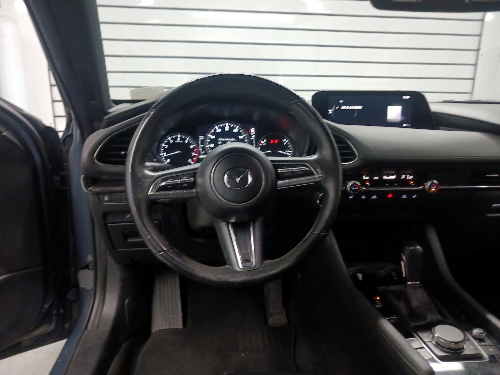 2021 Mazda Mazda3 Turbo - Photo 11