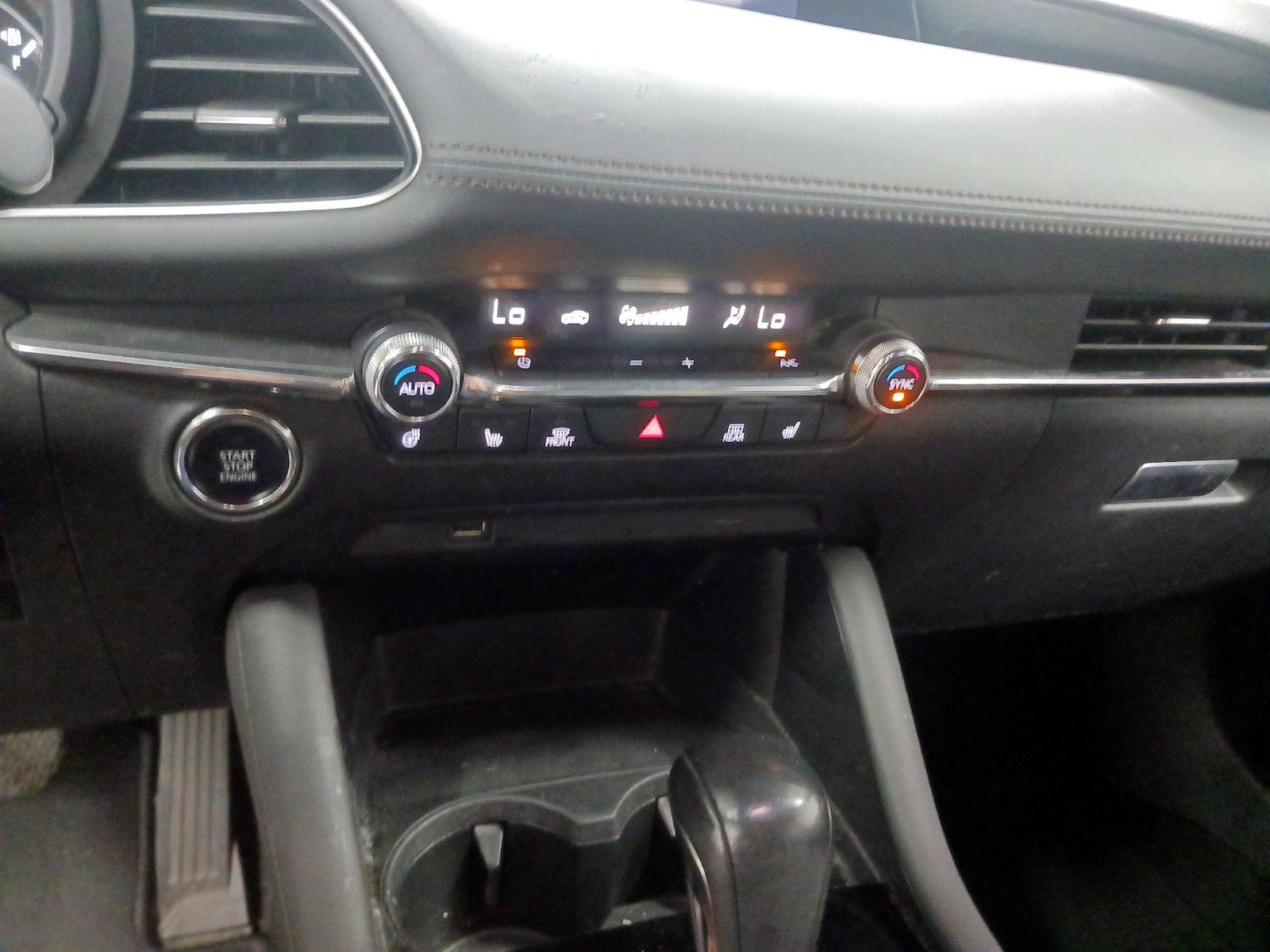 2021 Mazda Mazda3 Turbo - Photo 16