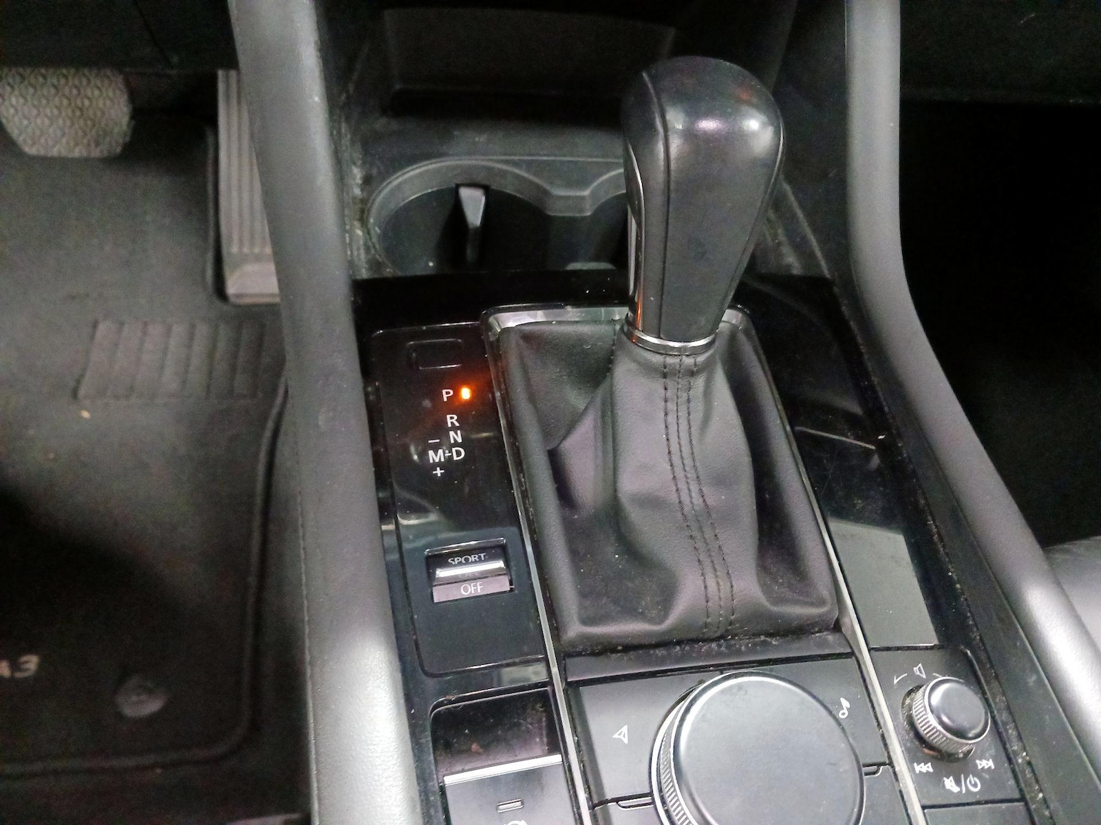 2021 Mazda Mazda3 Turbo - Photo 17