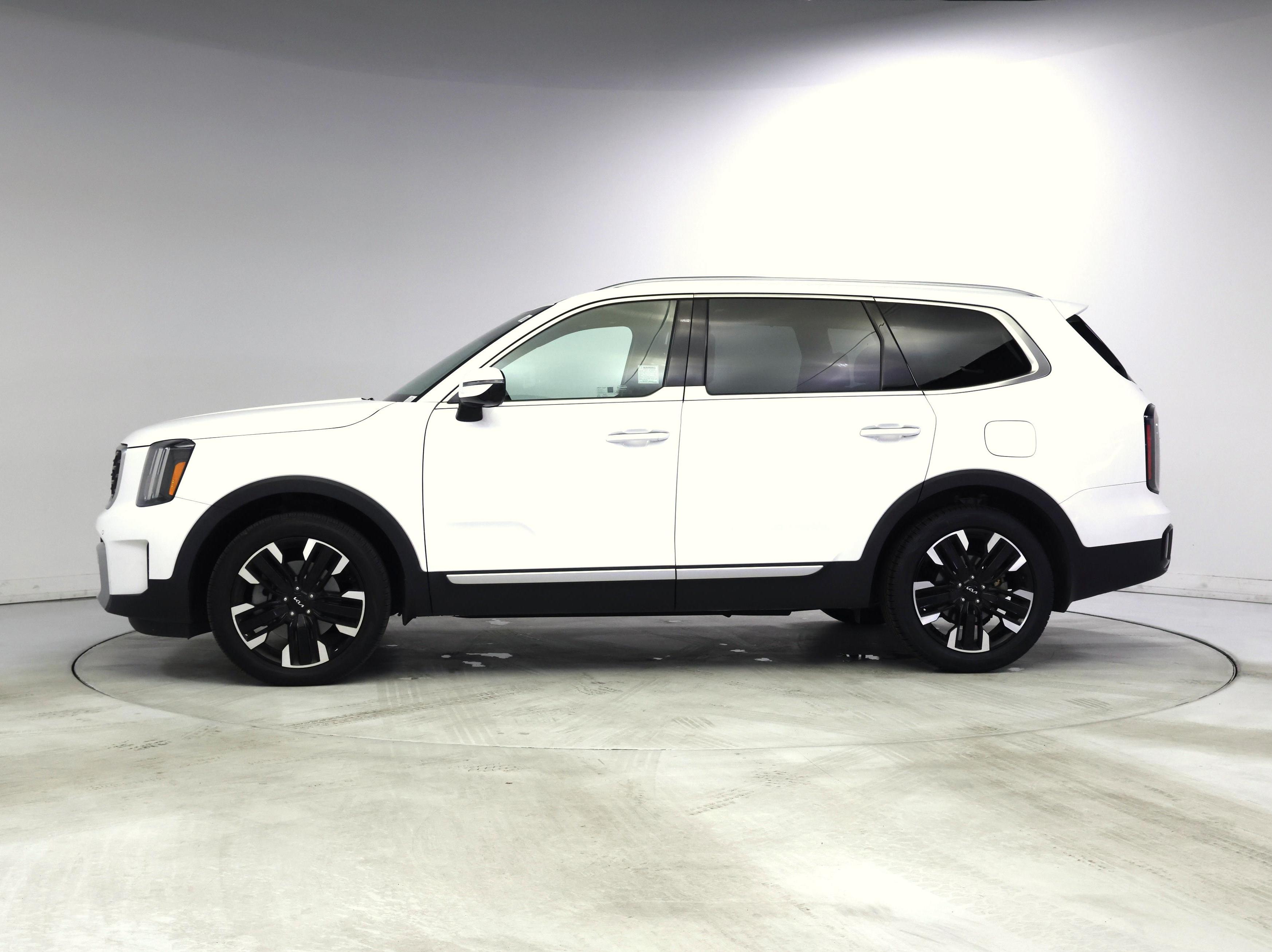Thumbnail: 2023 Kia Telluride - 3