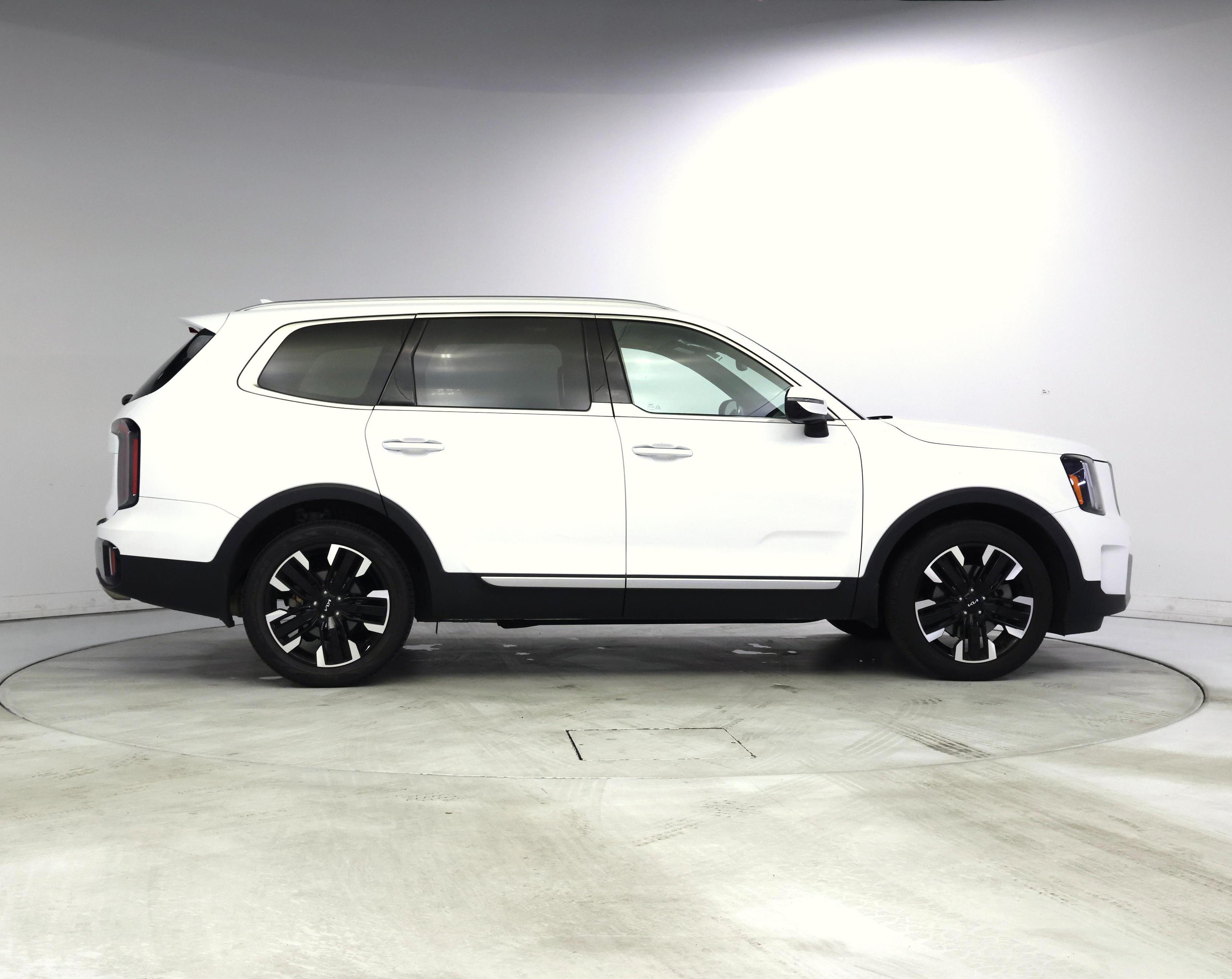 Thumbnail: 2023 Kia Telluride - 7