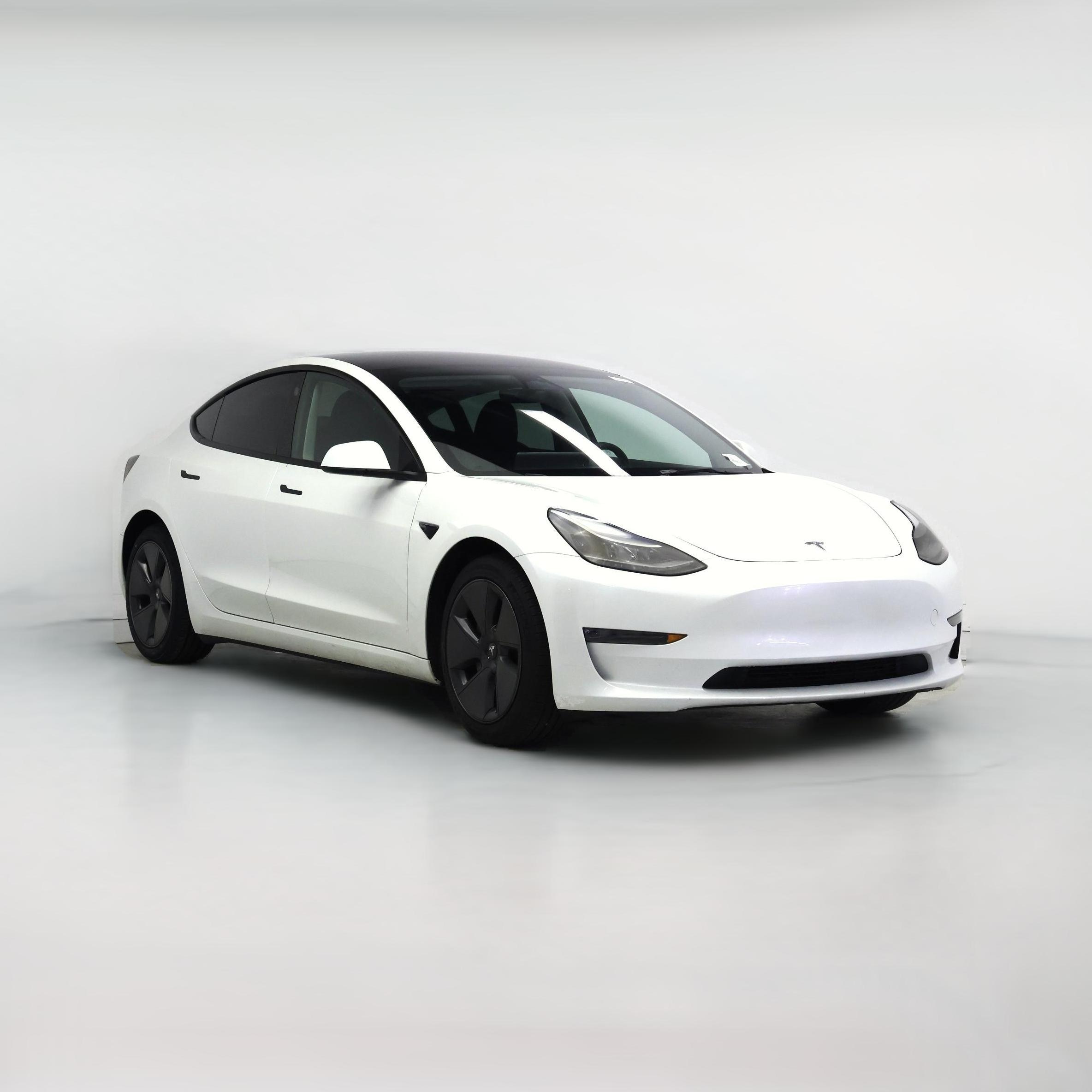 Thumbnail: 2023 Tesla Model 3 - 1
