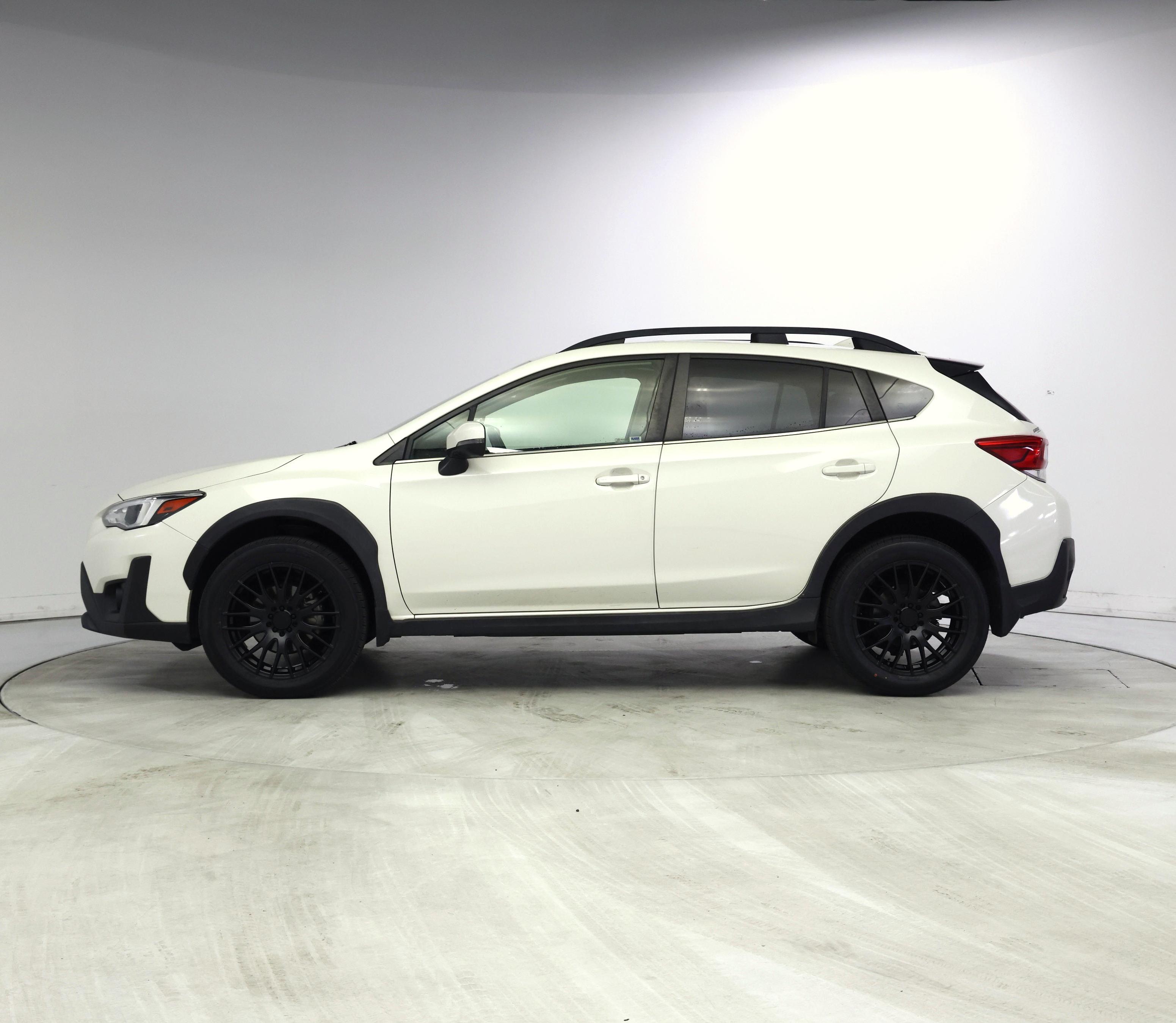 Thumbnail: 2021 Subaru Crosstrek - 3