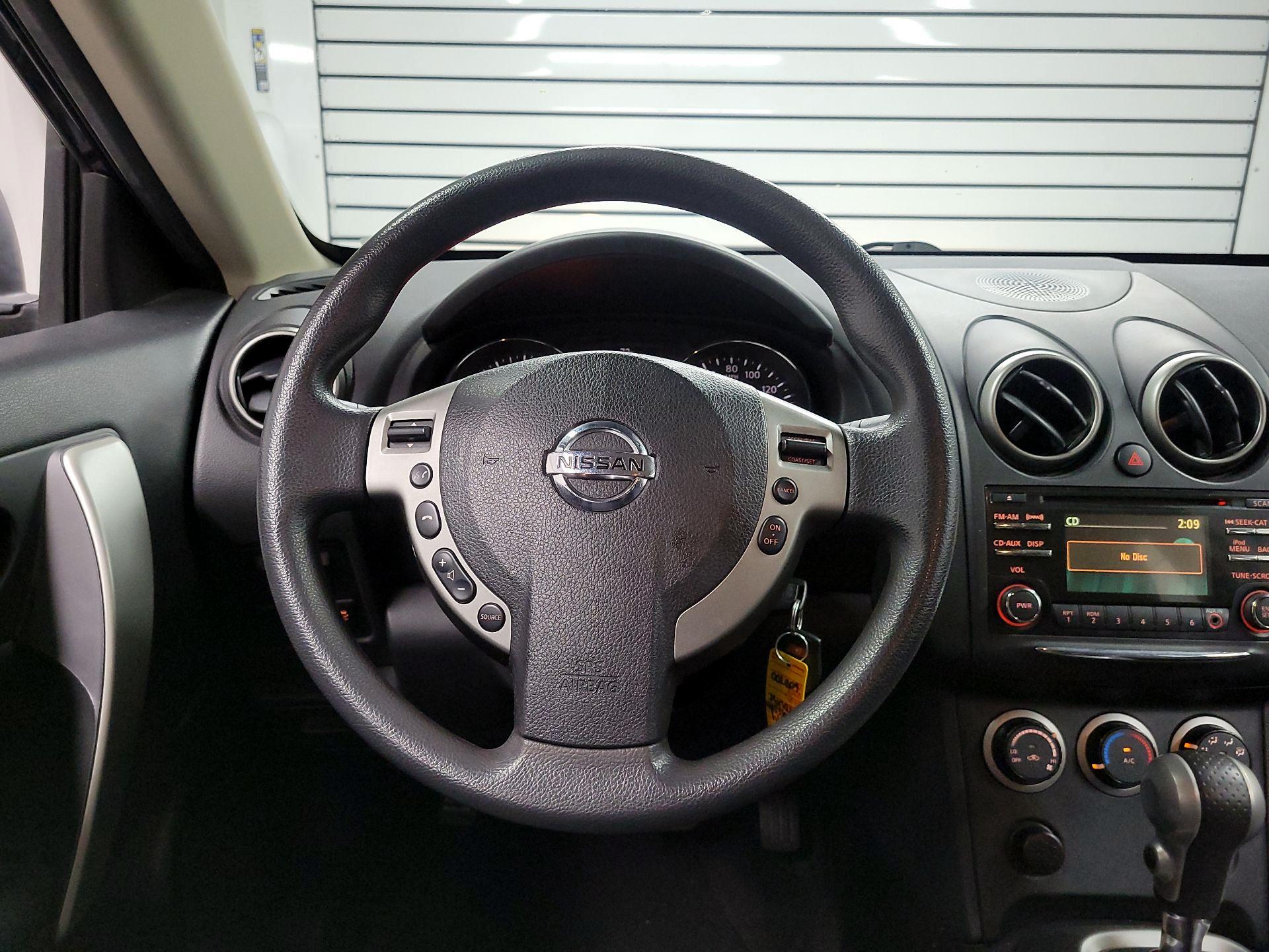 Thumbnail: 2014 Nissan Rogue - 10