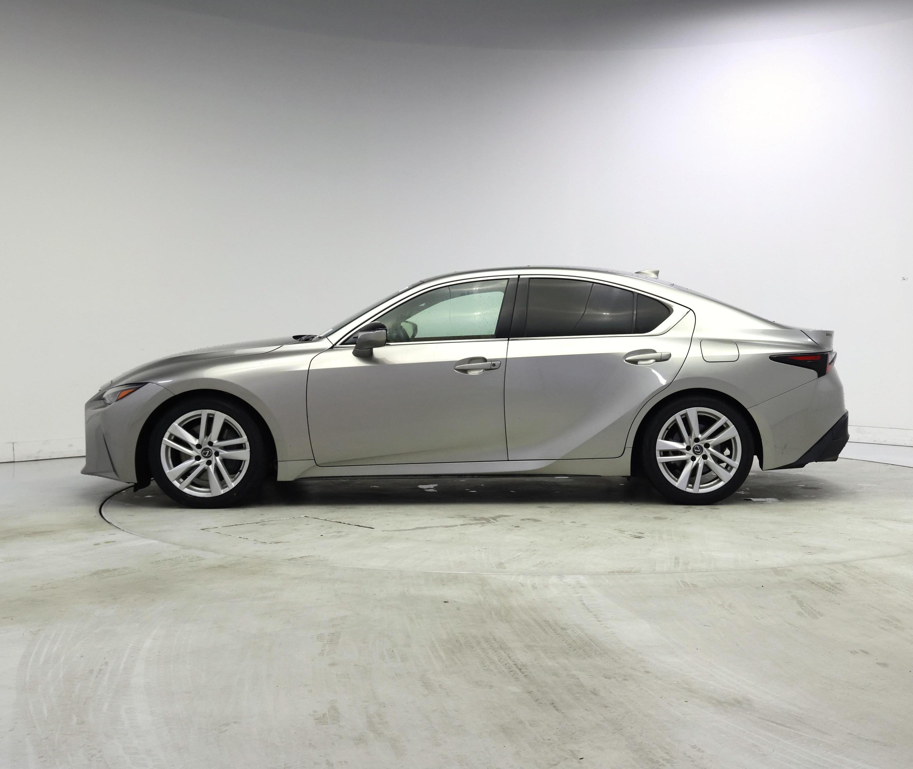Thumbnail: 2023 Lexus IS - 3