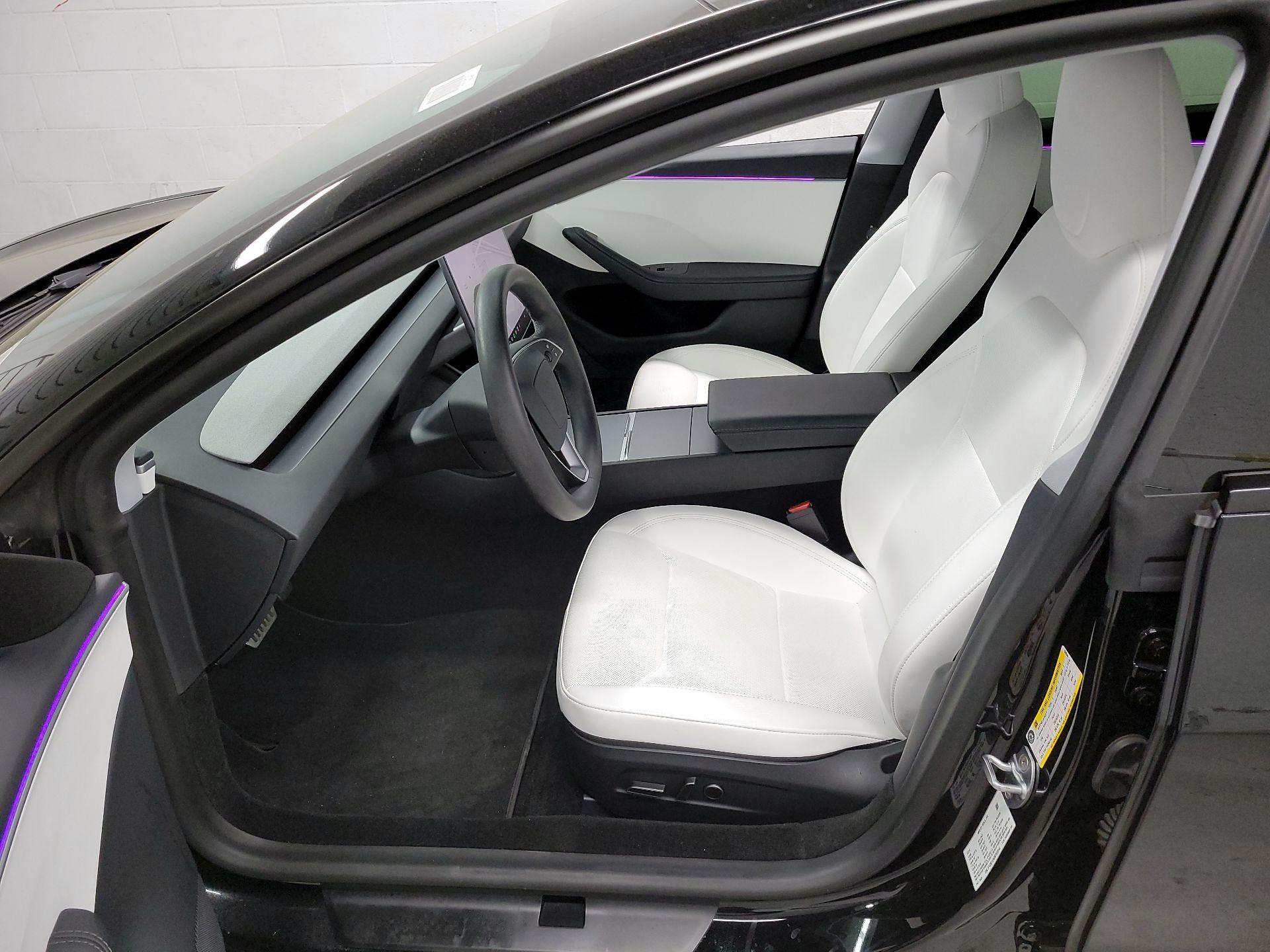 Thumbnail: 2025 Tesla Model 3 - 11