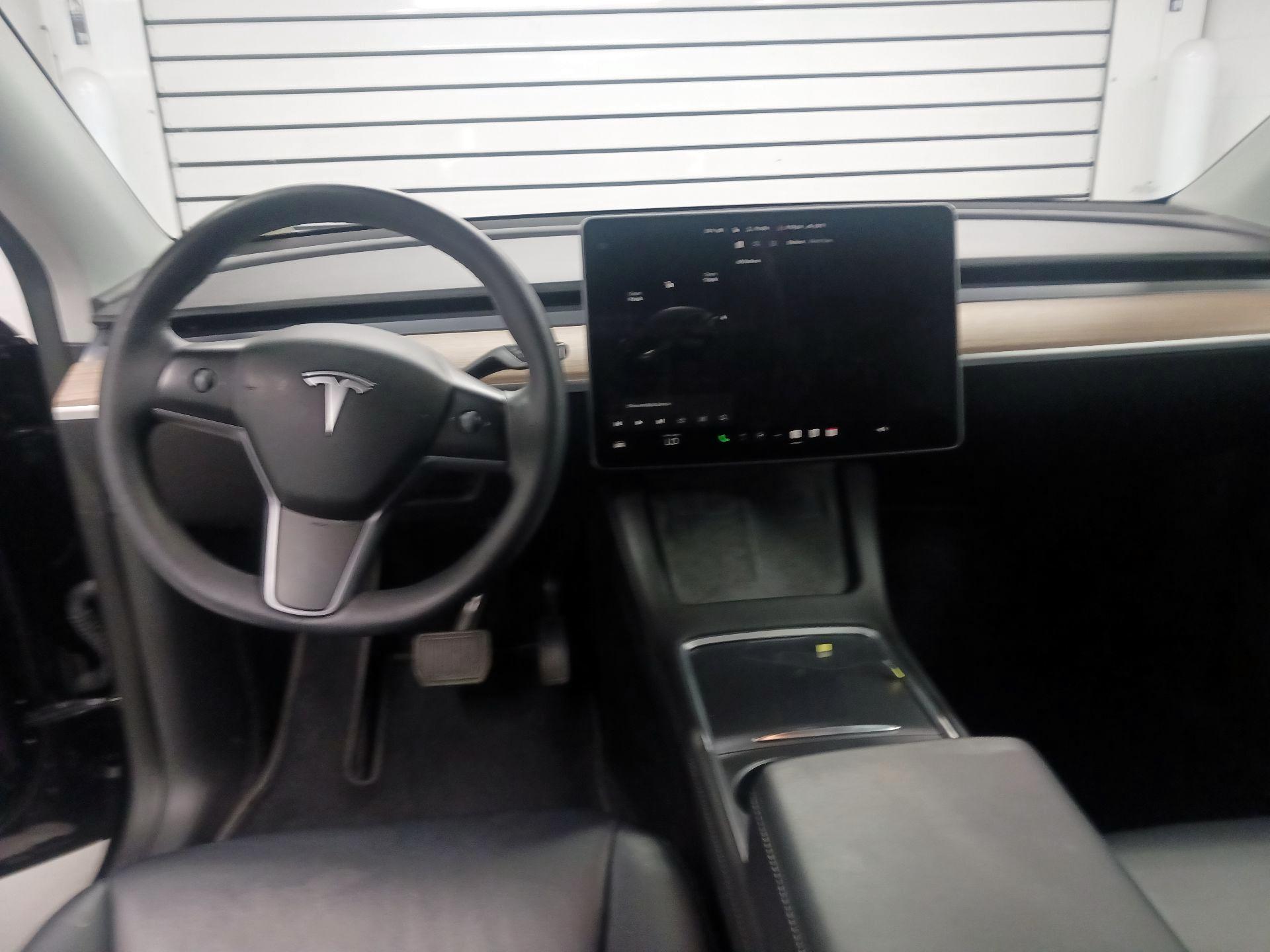 Thumbnail: 2022 Tesla Model Y - 9