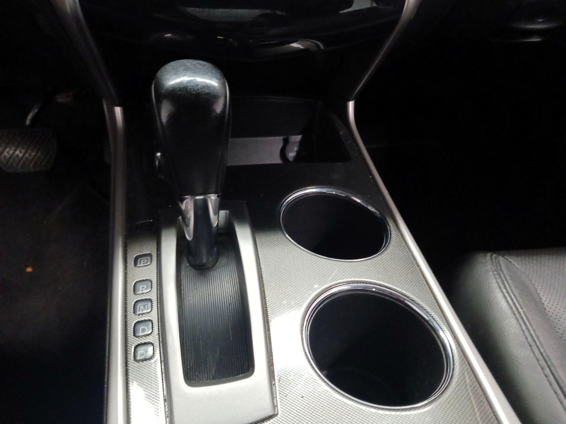 Thumbnail: 2015 Nissan Altima - 15